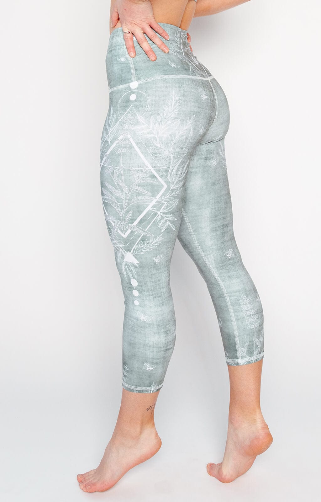 Capri Legging - Pure Sage - Concordia Style Boutique