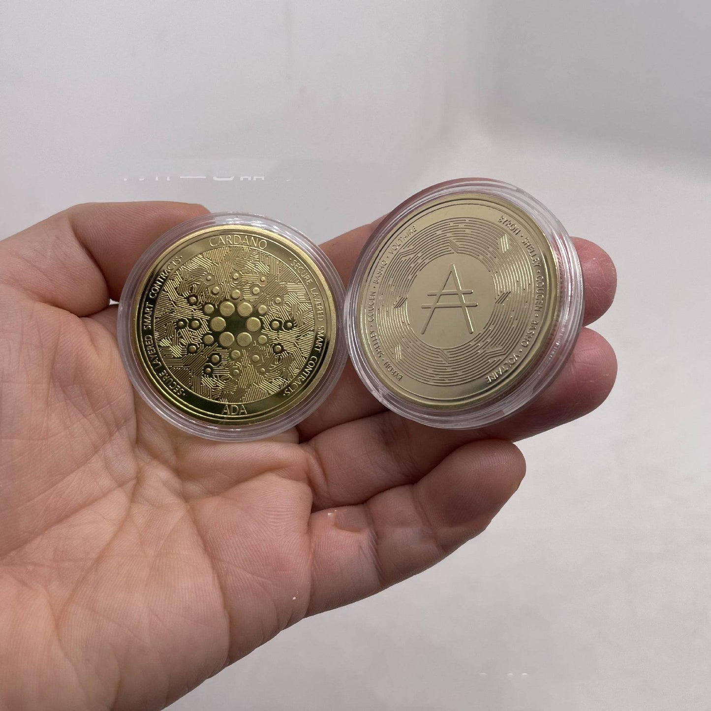 Multi Metal Commemorative Crypto Coin - Concordia Style Boutique