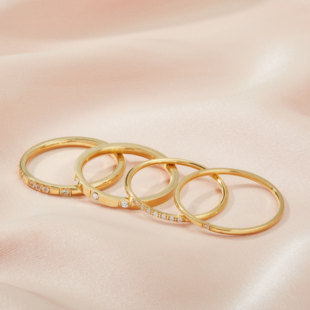 MINIMALIST STACKED RINGS - Concordia Style Boutique