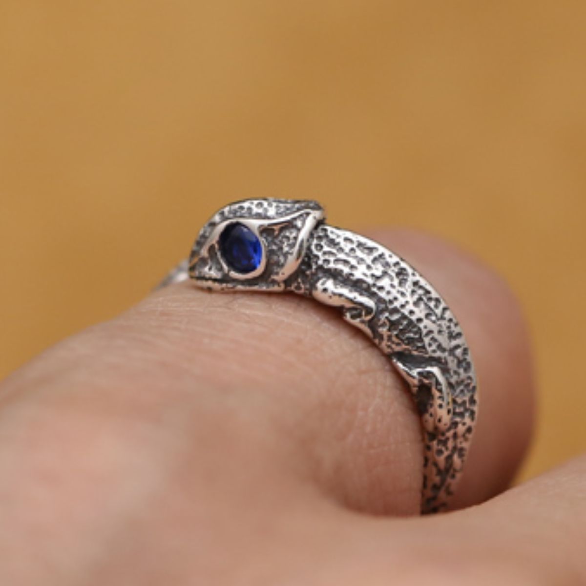 CHAMELEON RING (ADJUSTABLE) - Concordia Style Boutique