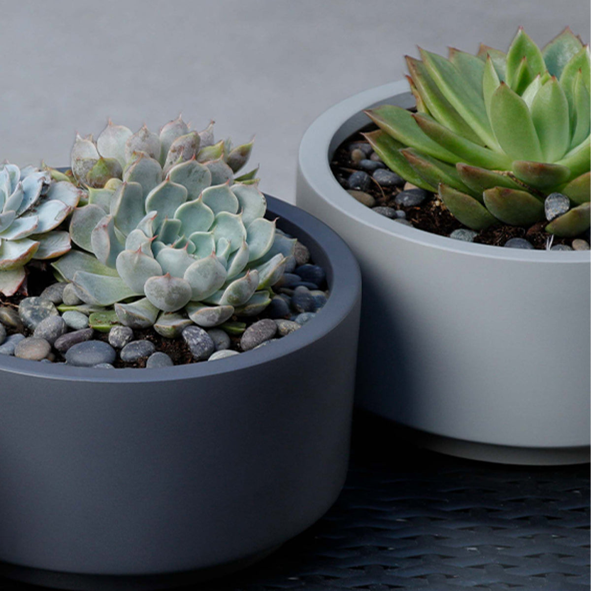 8.75 inch Charcoal Fiberstone Ceramic Pot