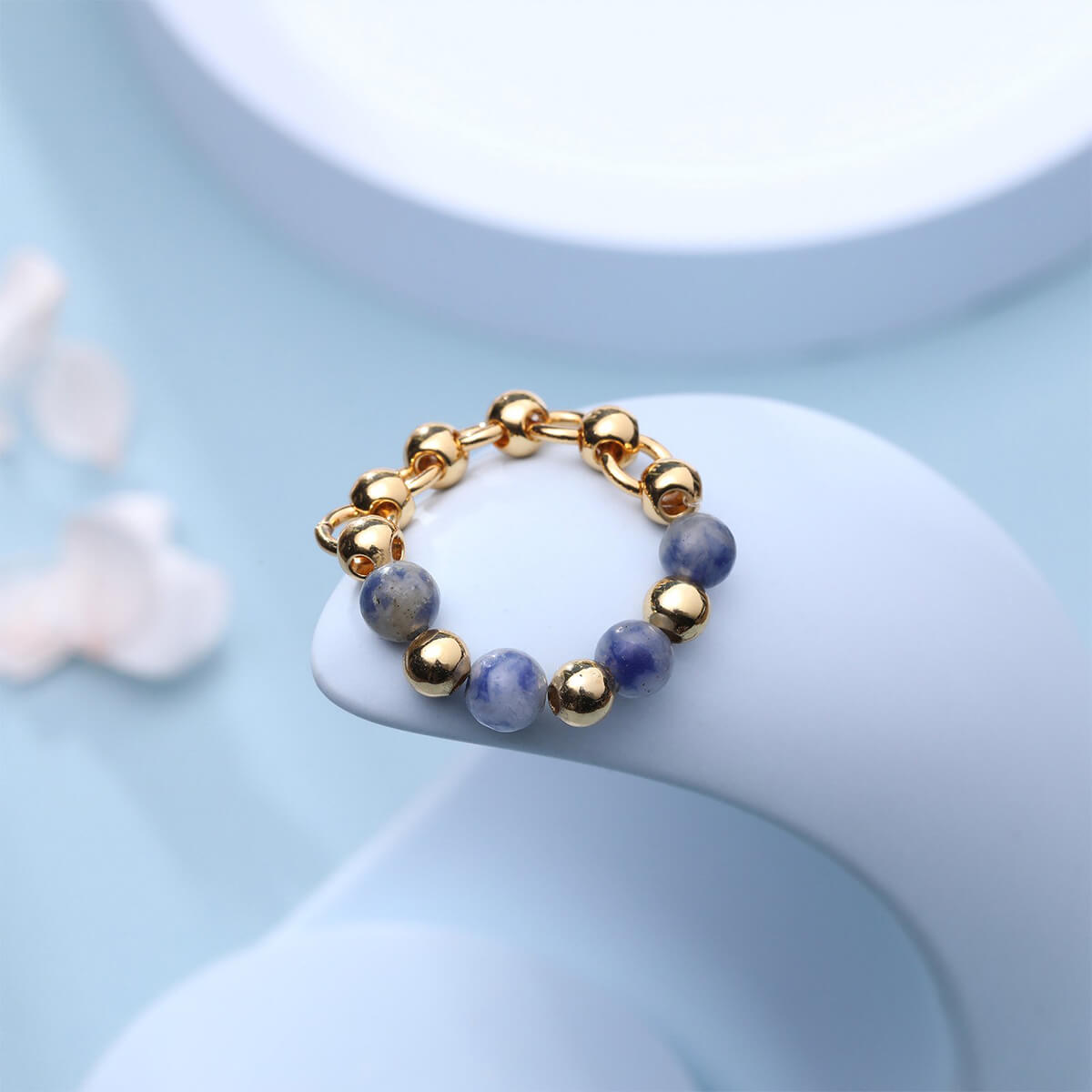 BLUE KYANITE STONE RING (ADJUSTABLE) - Concordia Style Boutique