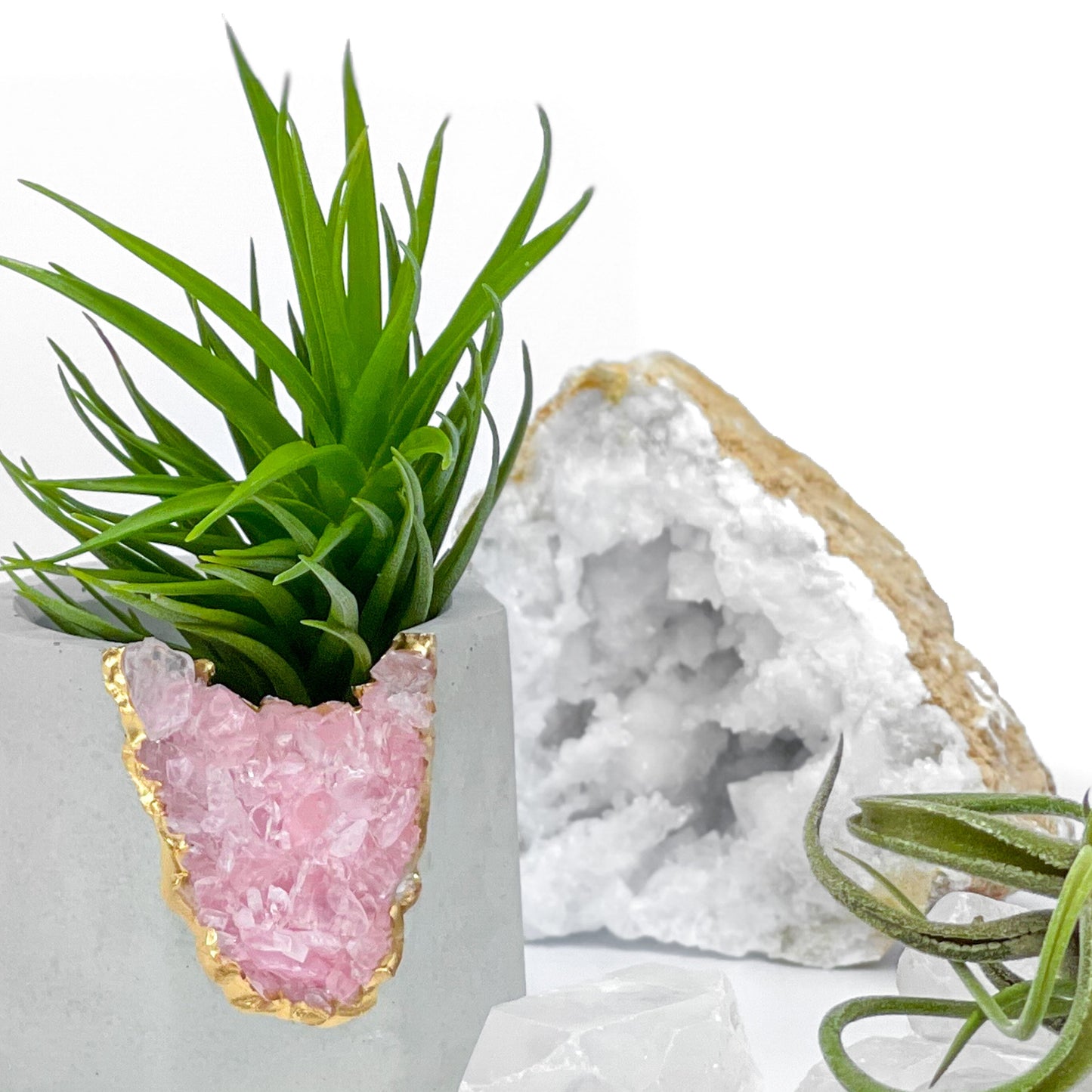ROSE QUARTZ GEODE PLANTER - Concordia Style Boutique