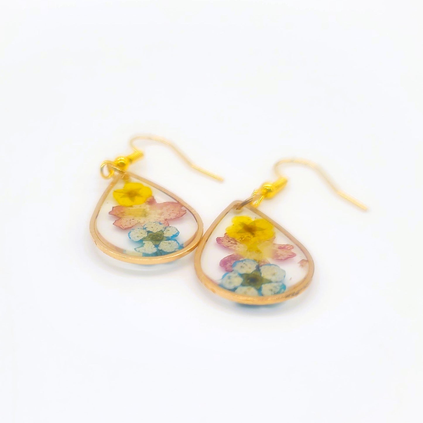 Pressed Flower in Resin Teardrop Earrings