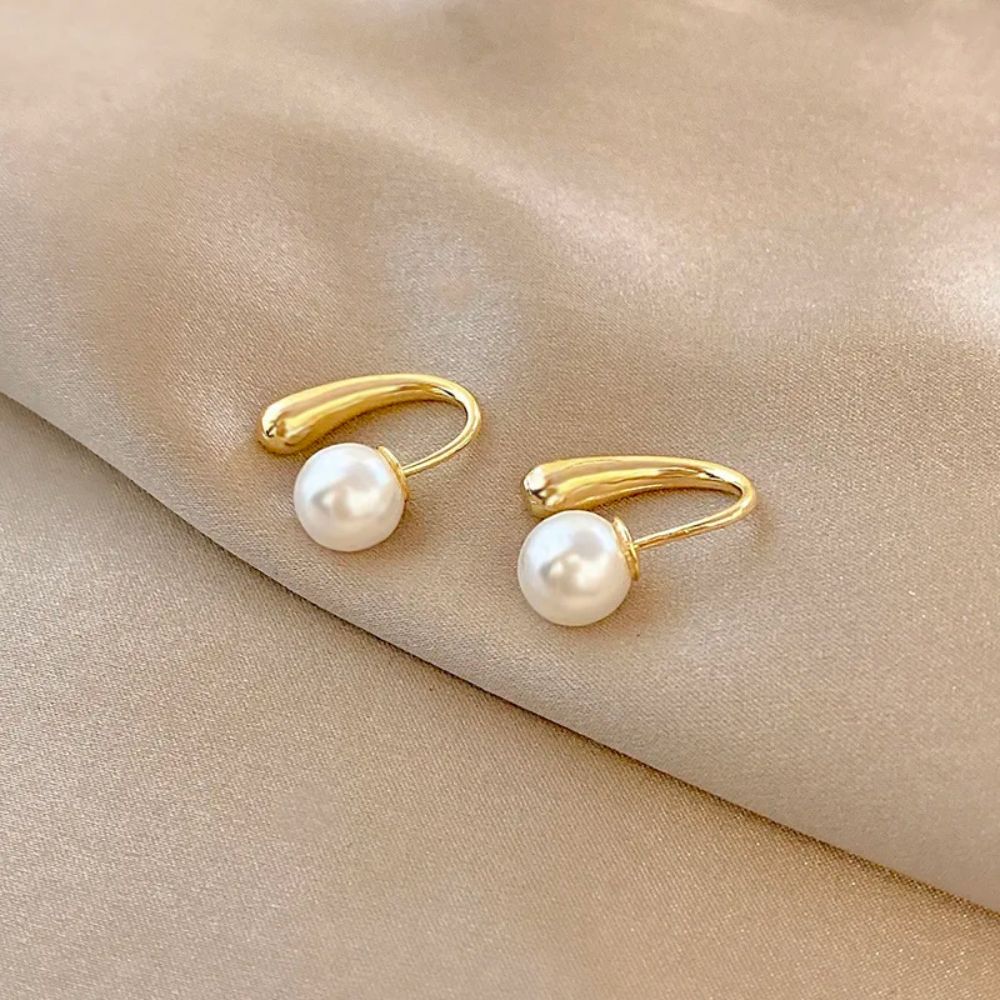 WATER DROPLET PEARL EARRINGS (PAIR) - Concordia Style Boutique