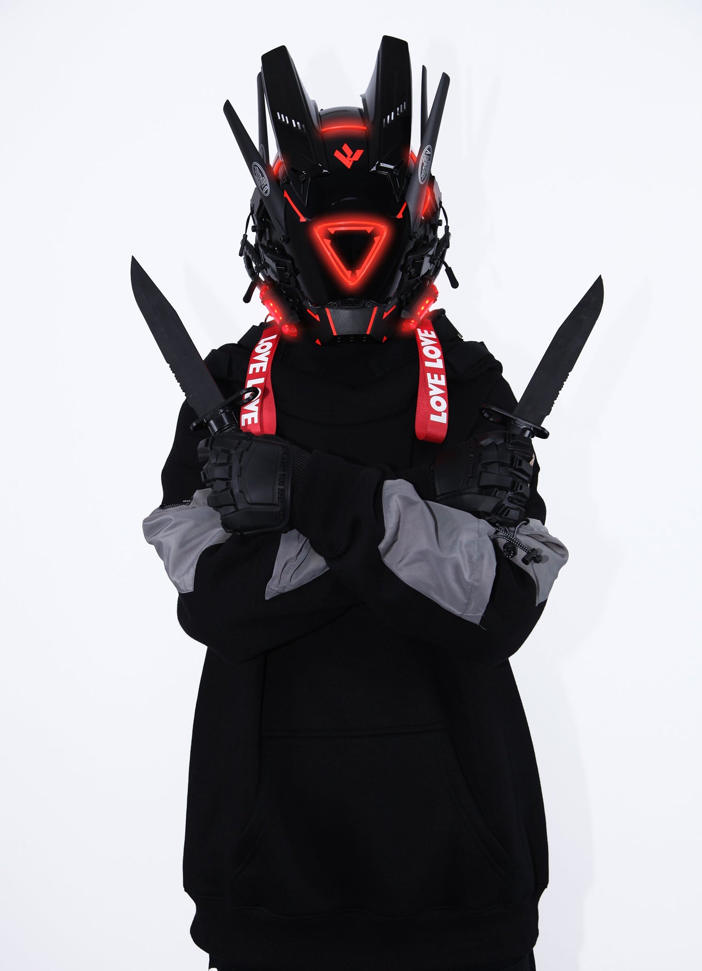 B-TR Red Tech Mask - Concordia Style Boutique