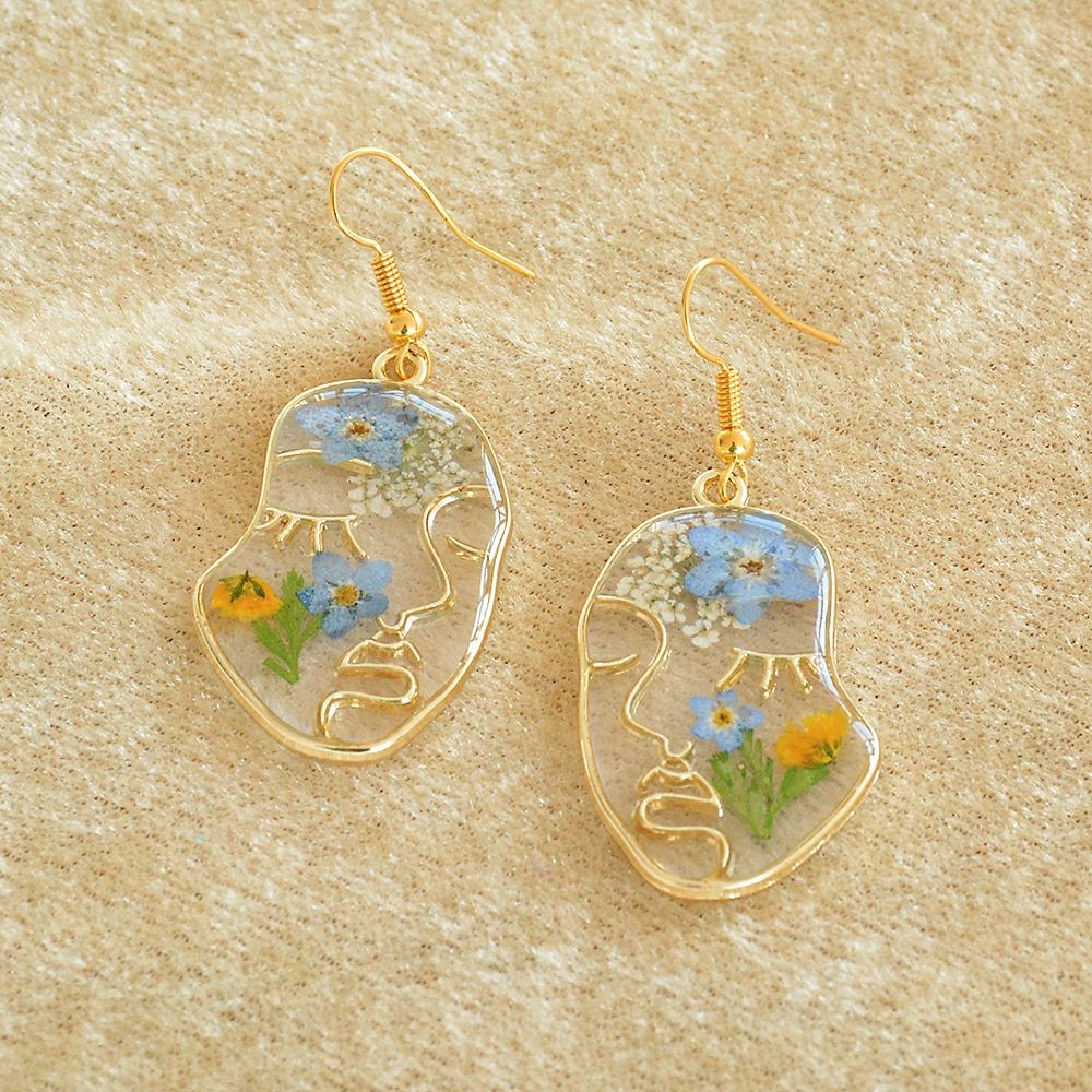 ABSTRACT FLOWER FACE EARRINGS (PAIR) - Concordia Style Boutique