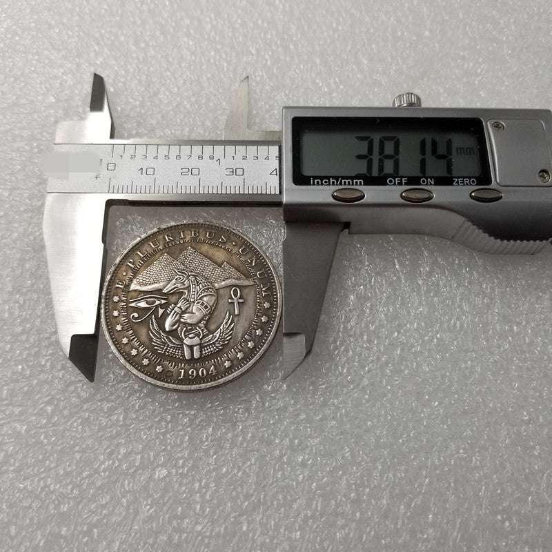 Commemorative Novelty Coin - American Eagle / Pyramid / Horus - Concordia Style Boutique