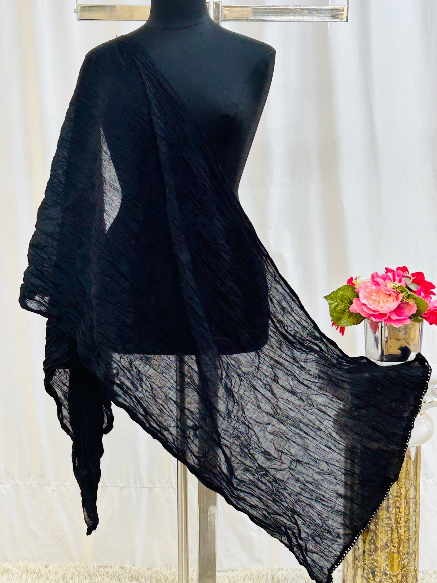 Cotton dupatta: black