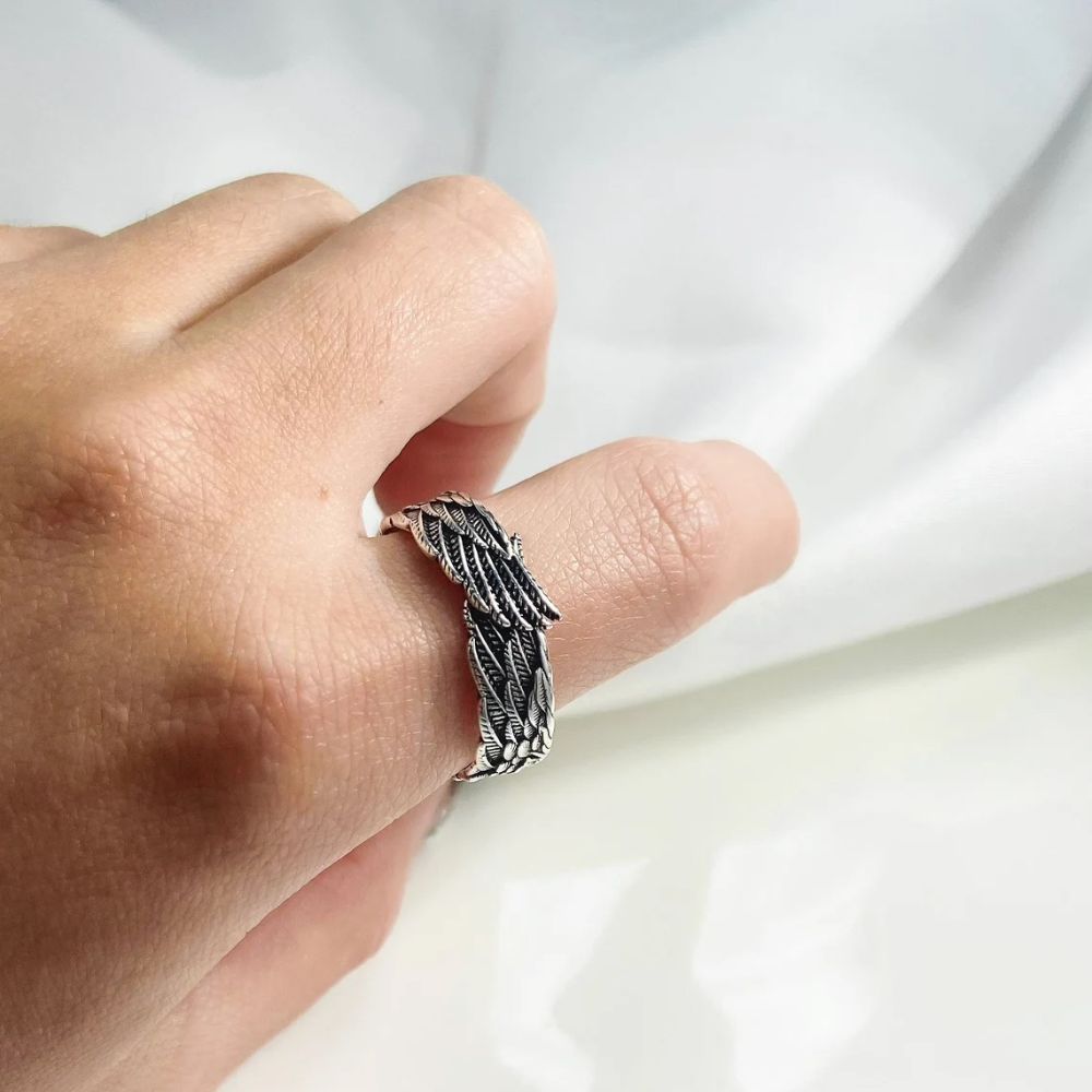 RETRO PUNK ANGEL WING RING (ADJUSTABLE) - Concordia Style Boutique