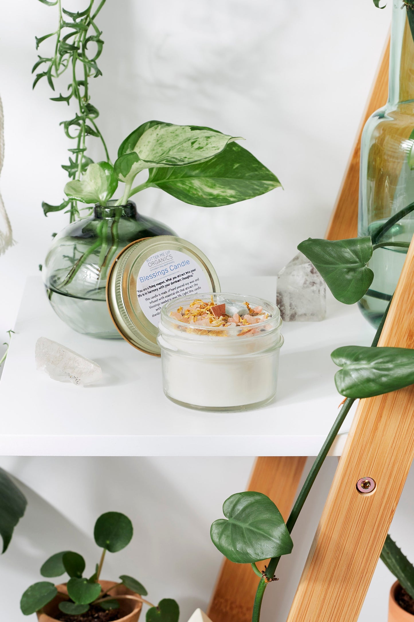 Blessings Candle / Intention Candle / Good Luck / Soy Handpoured Candle/ Candle with Crystals / Botanical Candle / Essential Oil Candle - Concordia Style Boutique