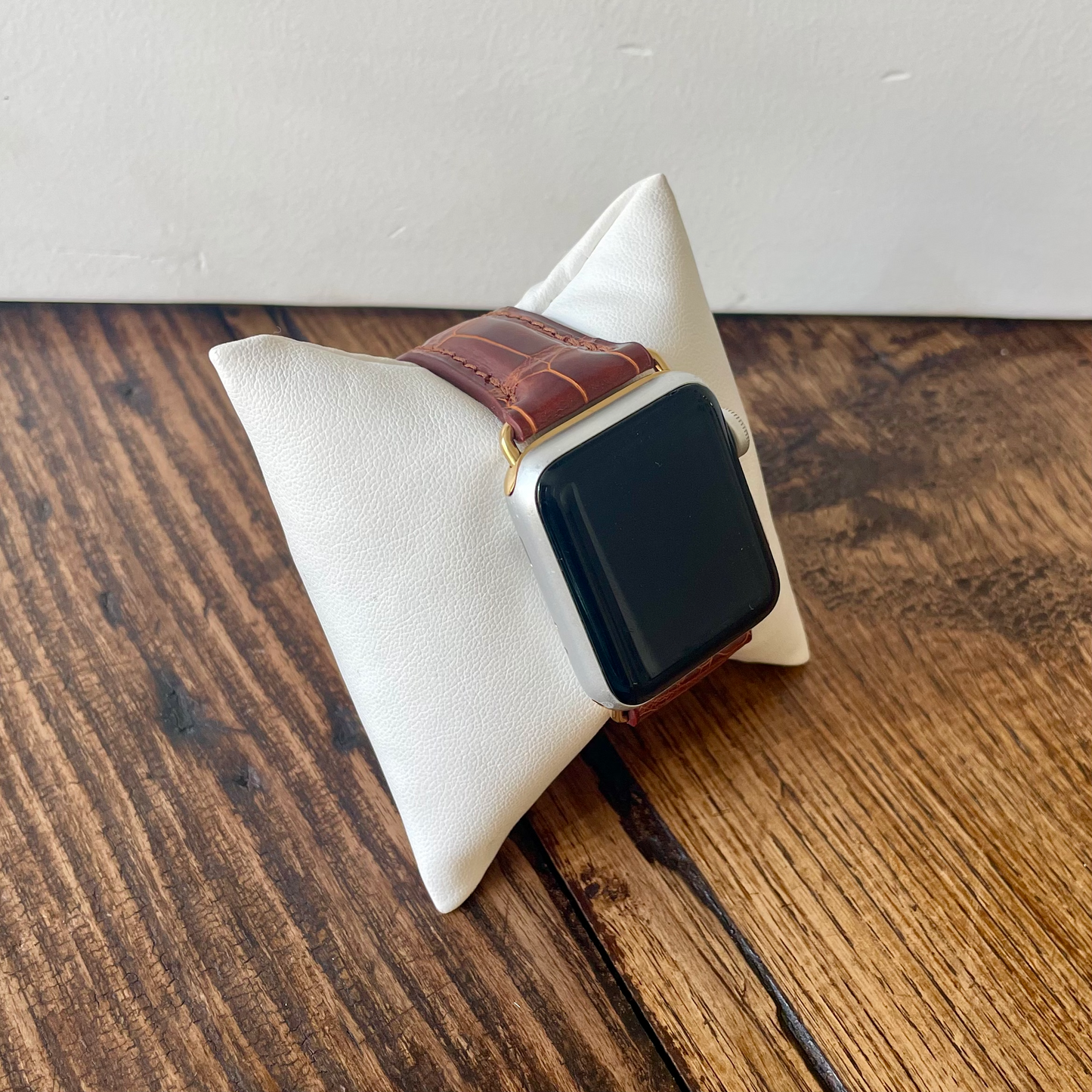 Apple Watch Band, British Tan Glazed Alligator