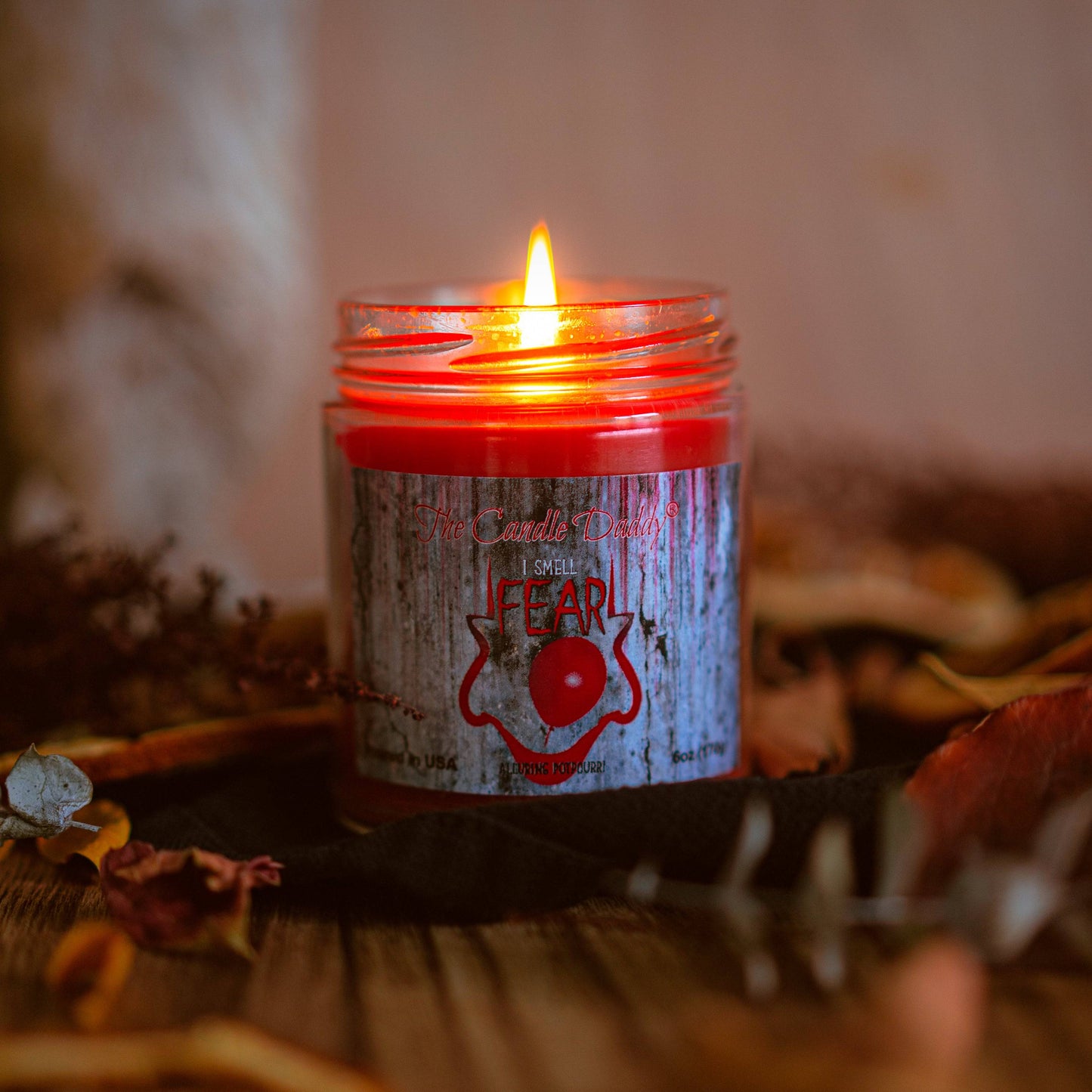 I Smell Fear - Alluring Potpourri Scented Horror Movie Candle - Halloween 6 Oz Jar Candle - 40 Hour Burn Time
