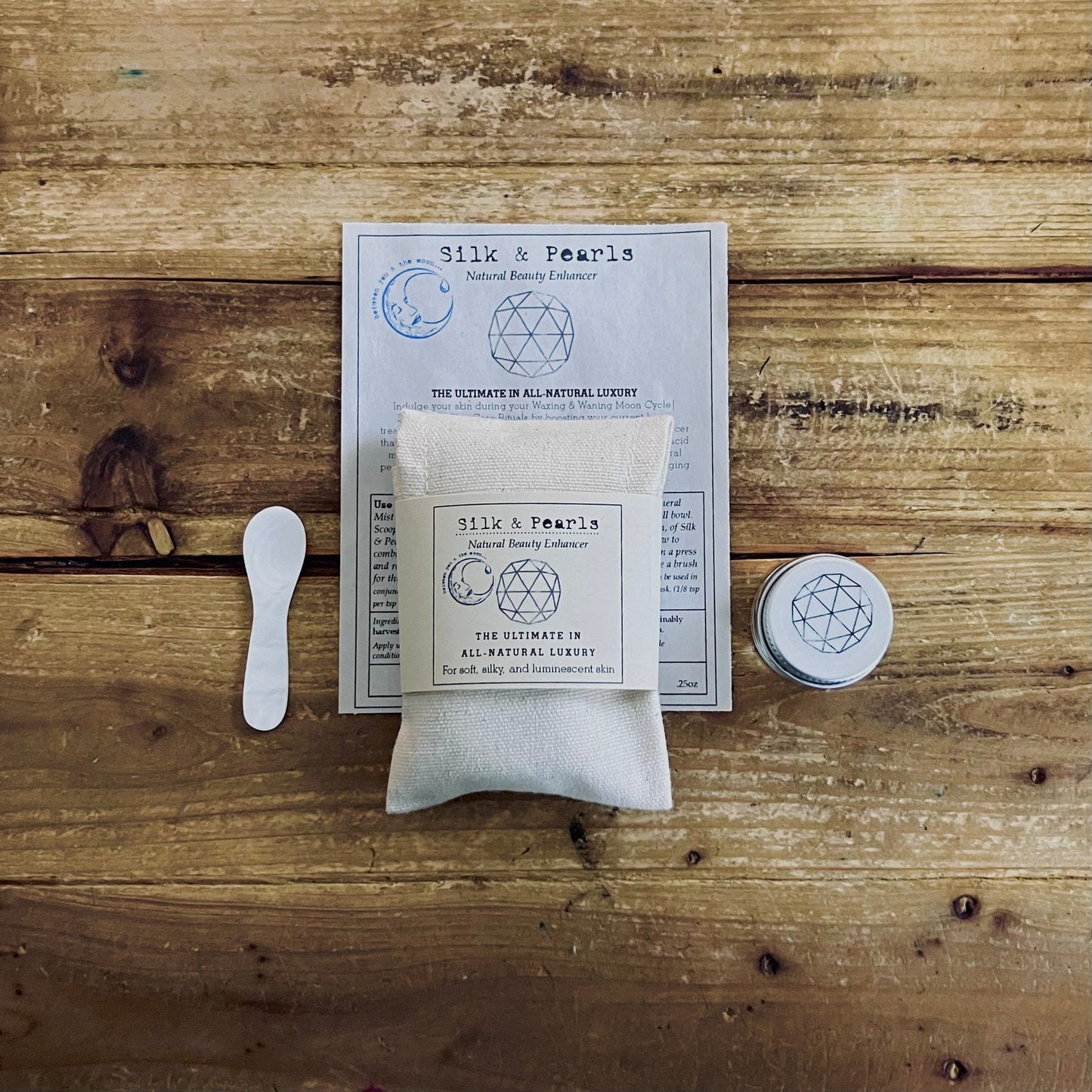 Silk & Pearls Exfoliation