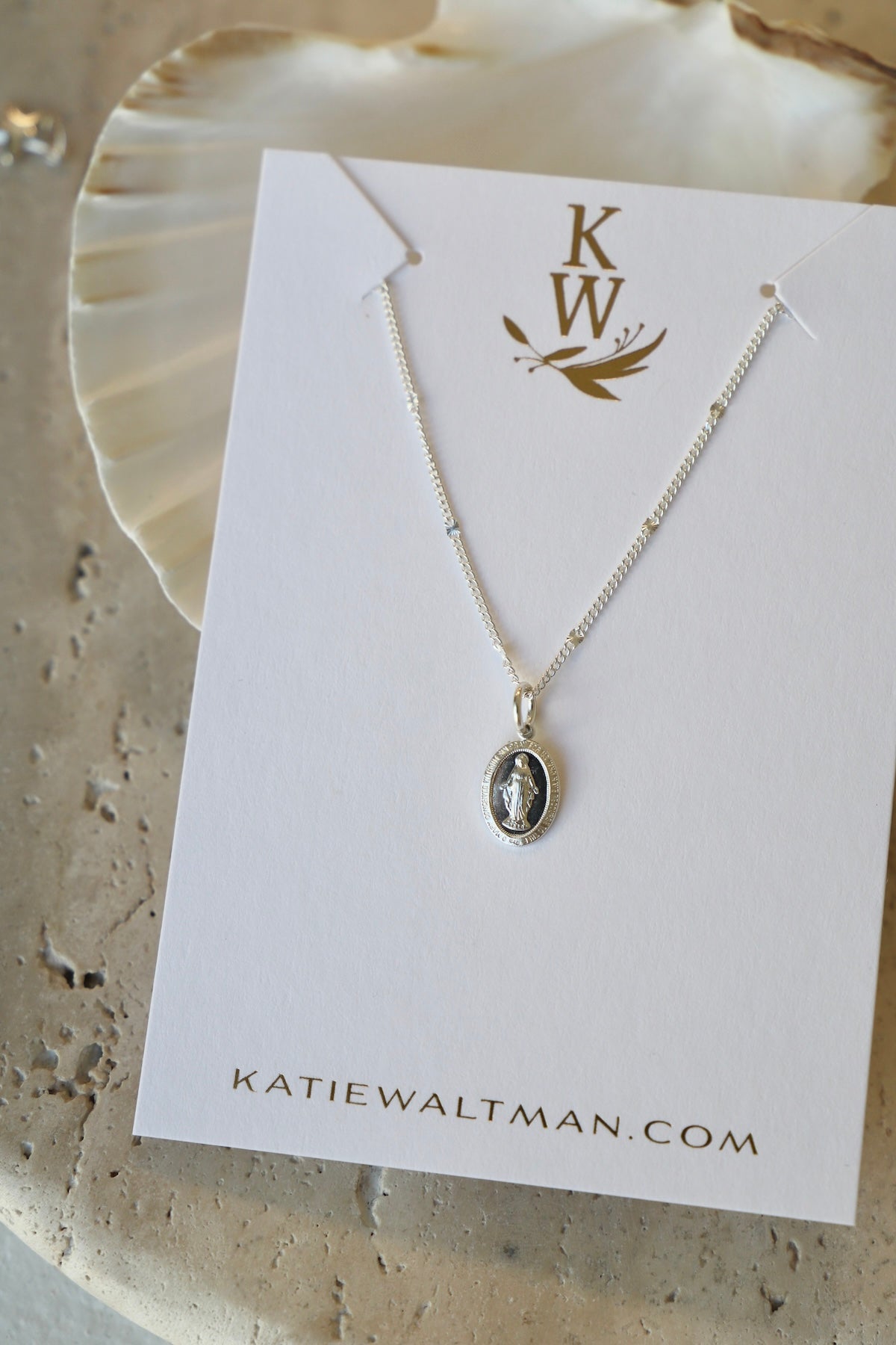 VIRGIN MARY MINI MEDALLION NECKLACE - Concordia Style Boutique