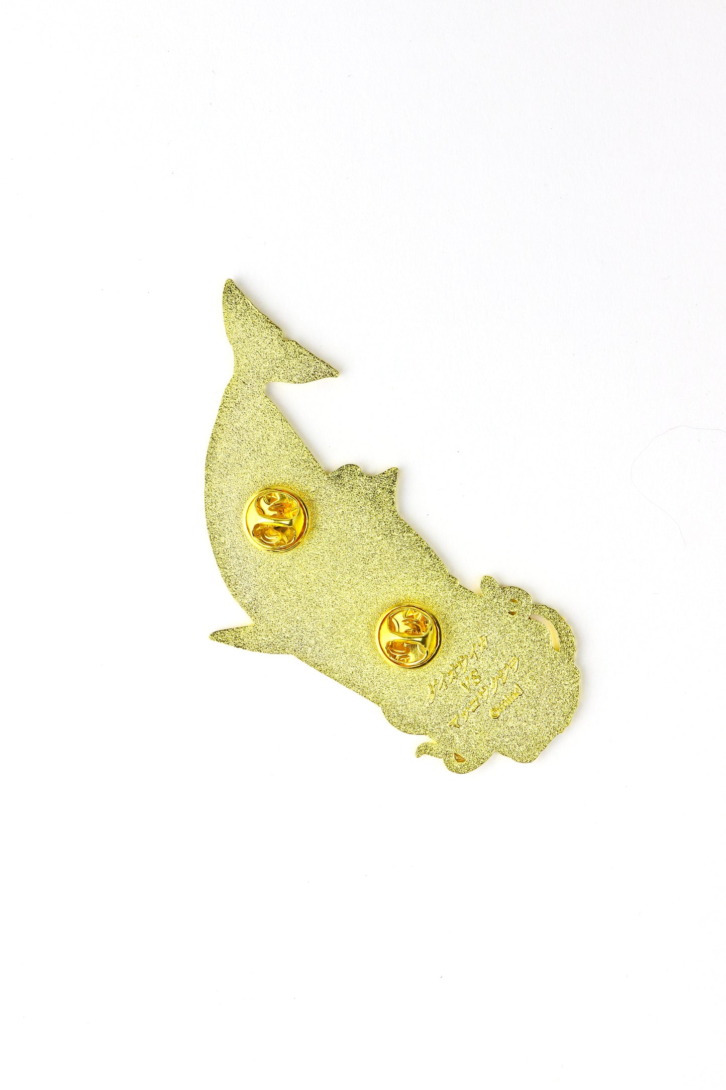 Giant Squid vs. Sperm Whale Enamel Pin (Architeuthis dux vs. Physeter macrocephalus)