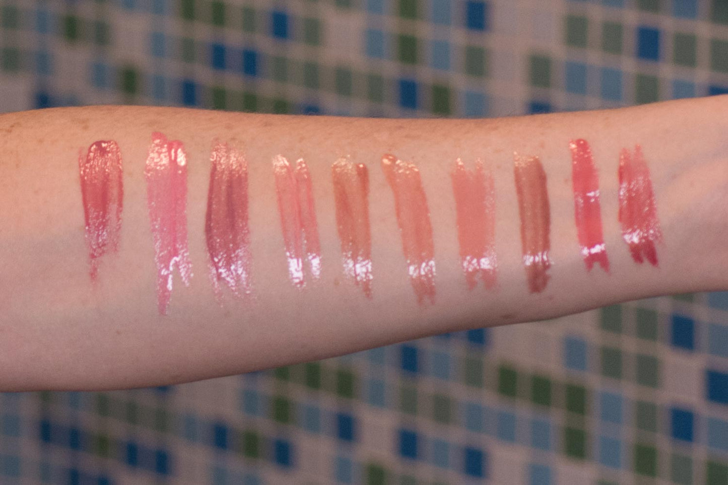 Line Smoothing Lip Gloss | Paraben-free Plumping Gloss - Posey - Concordia Style Boutique