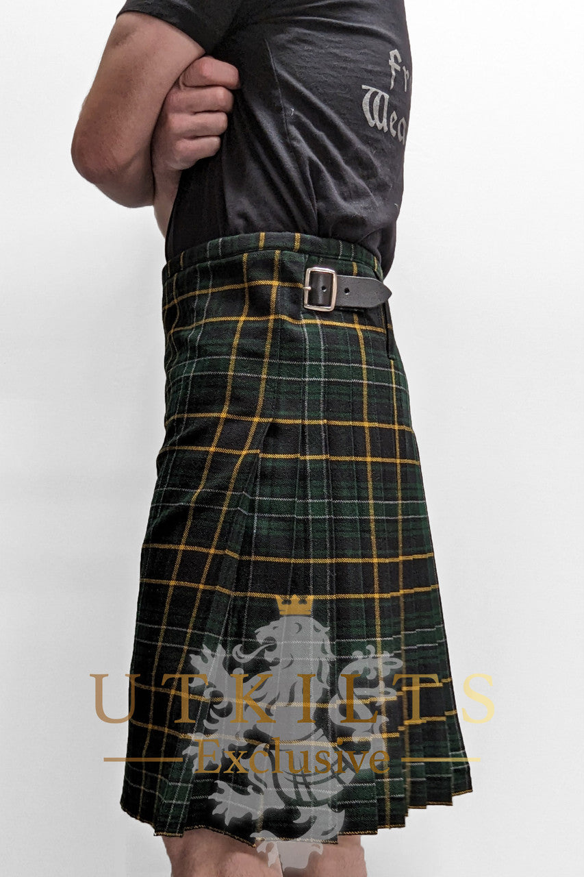 Traditional Kilt – Standard Wool, Irish Black