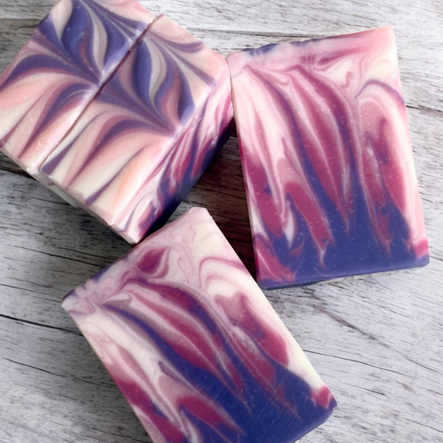 Bramble & Bark (Bergamot, Berries & White Woods) - Concordia Style Boutique