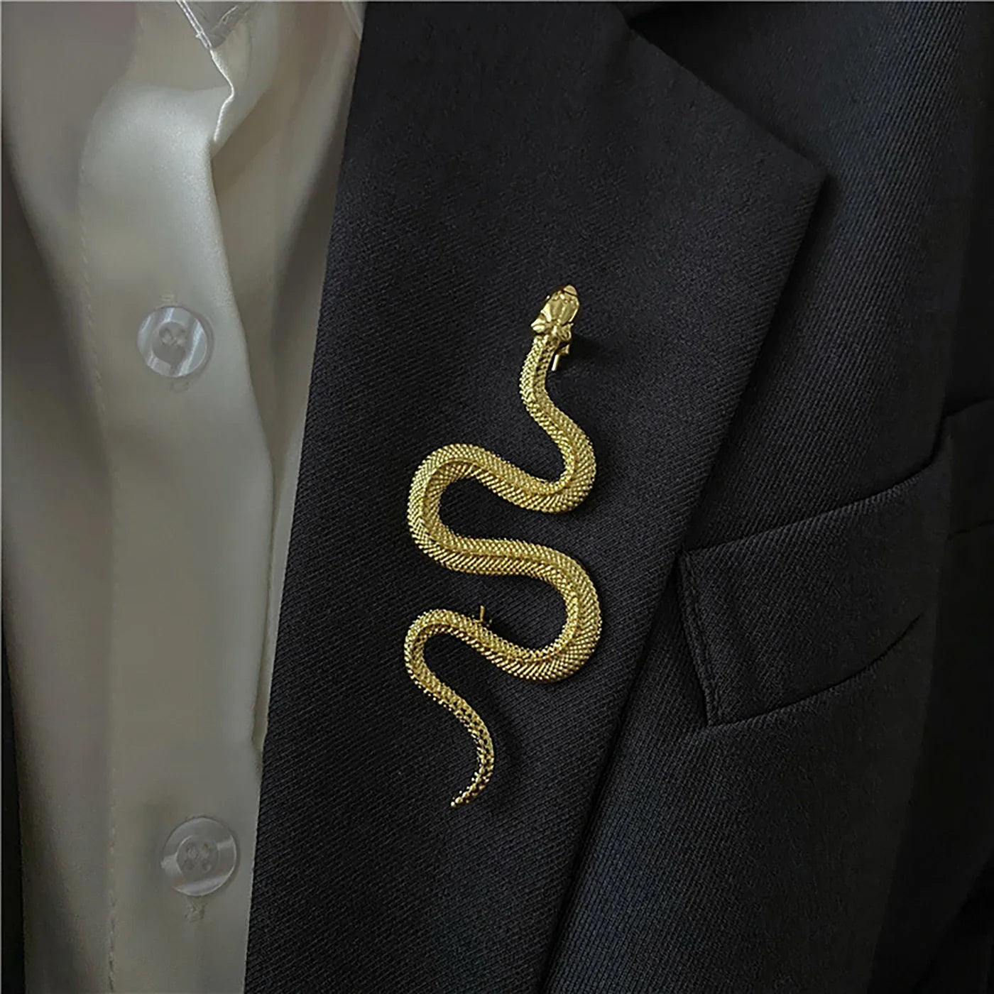 Gold Snake Brooch Luxury Metal Animal Pin Jewelry Gifts