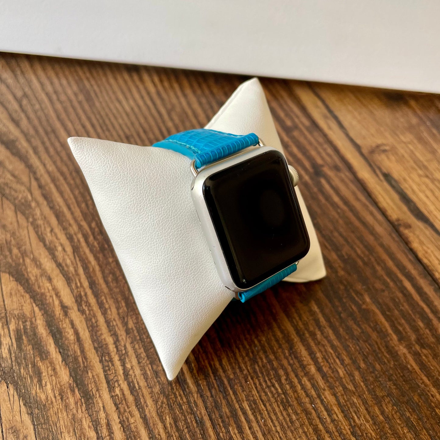 Apple Watch Band, Sapphire Lizard