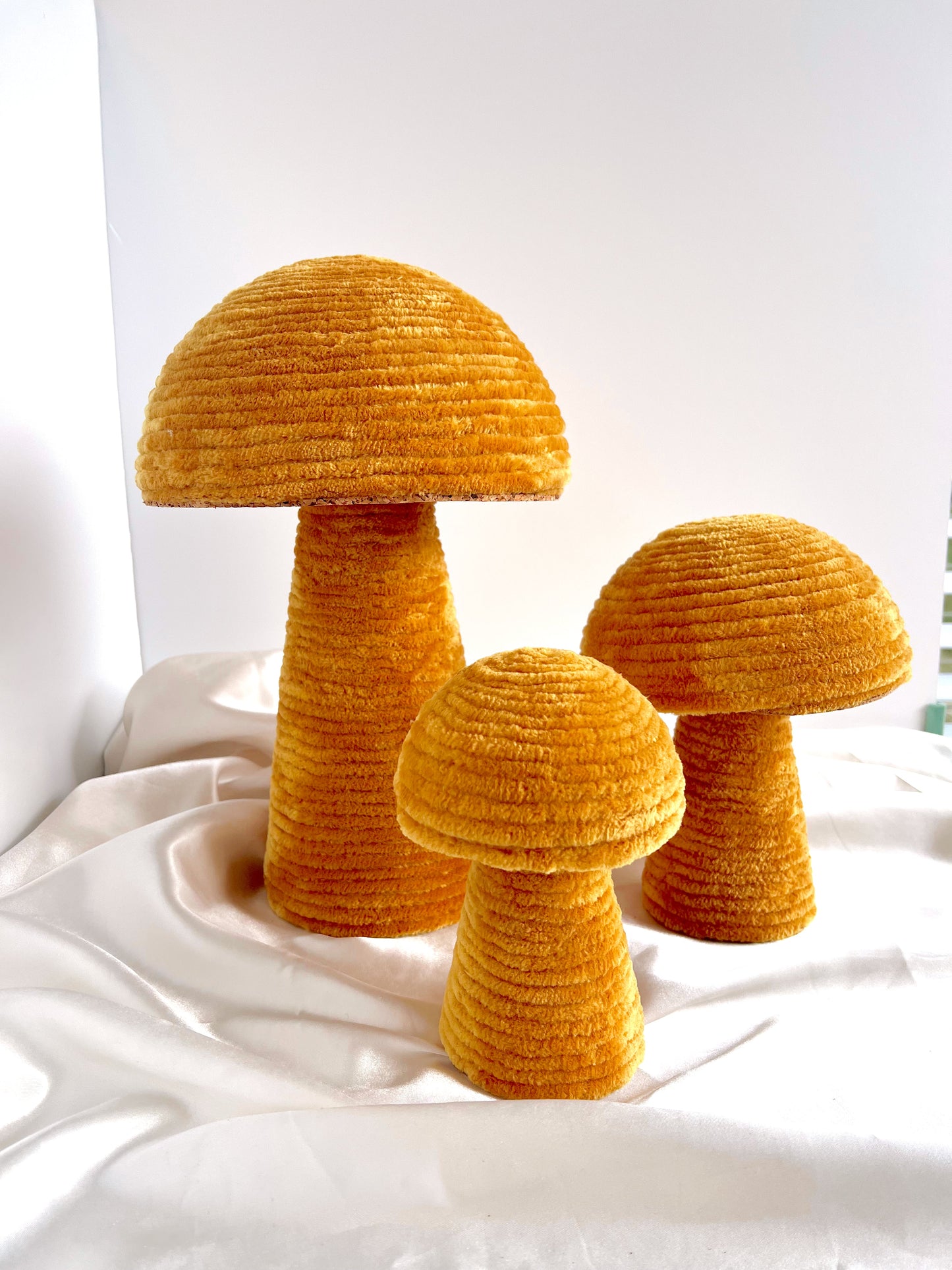 Regular Velvet Shroomie 2.0 - Concordia Style Boutique
