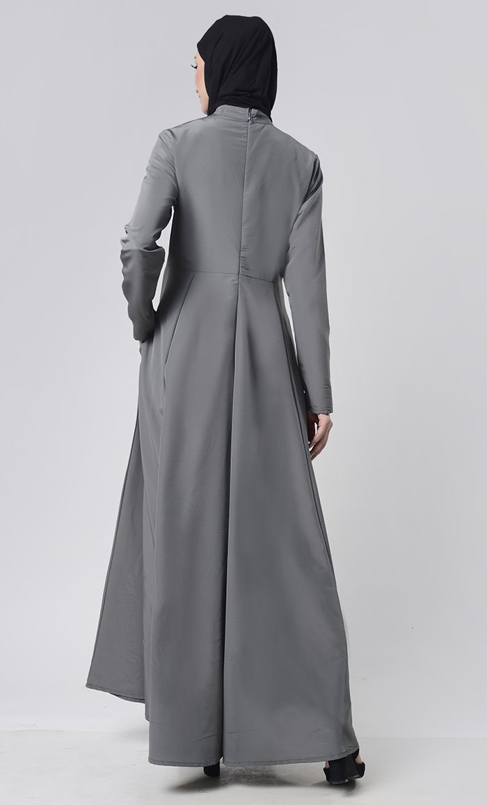 Basic Front Box Pleat Abaya With Pockets