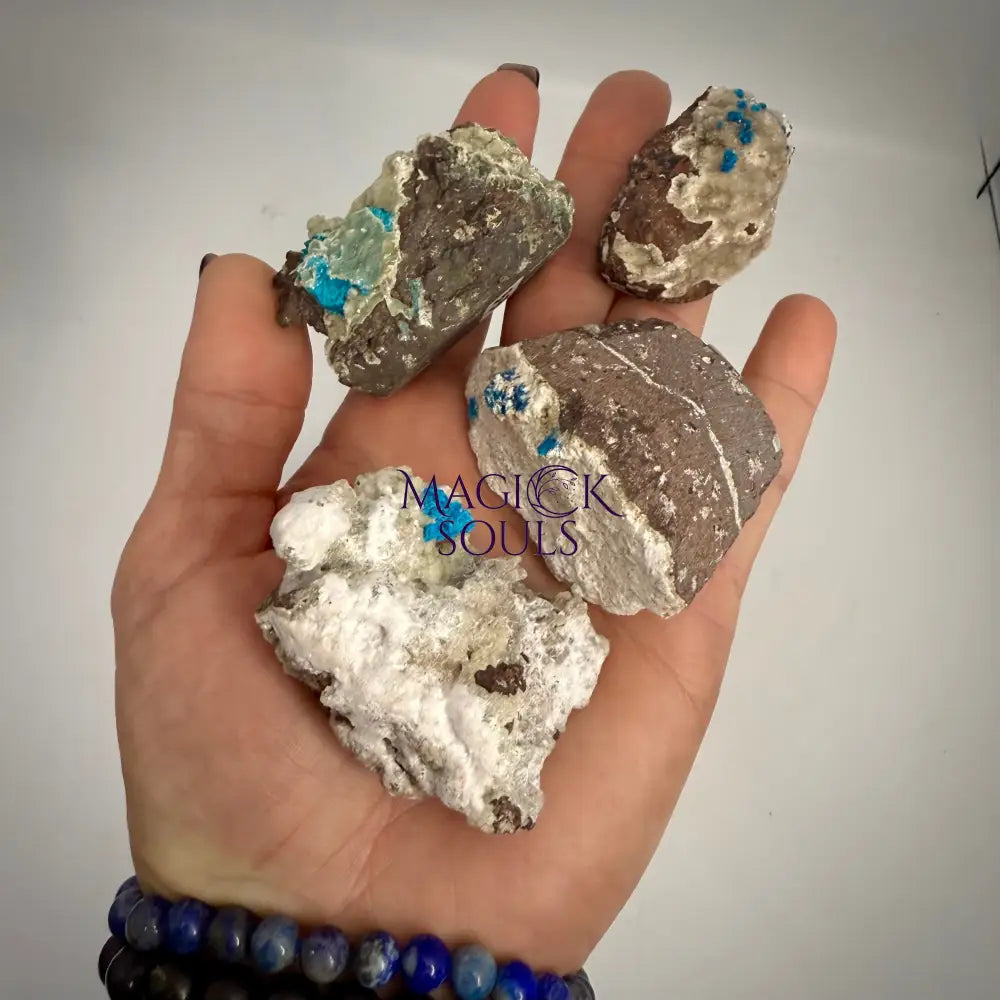 Cavansite β Rare specimens from India