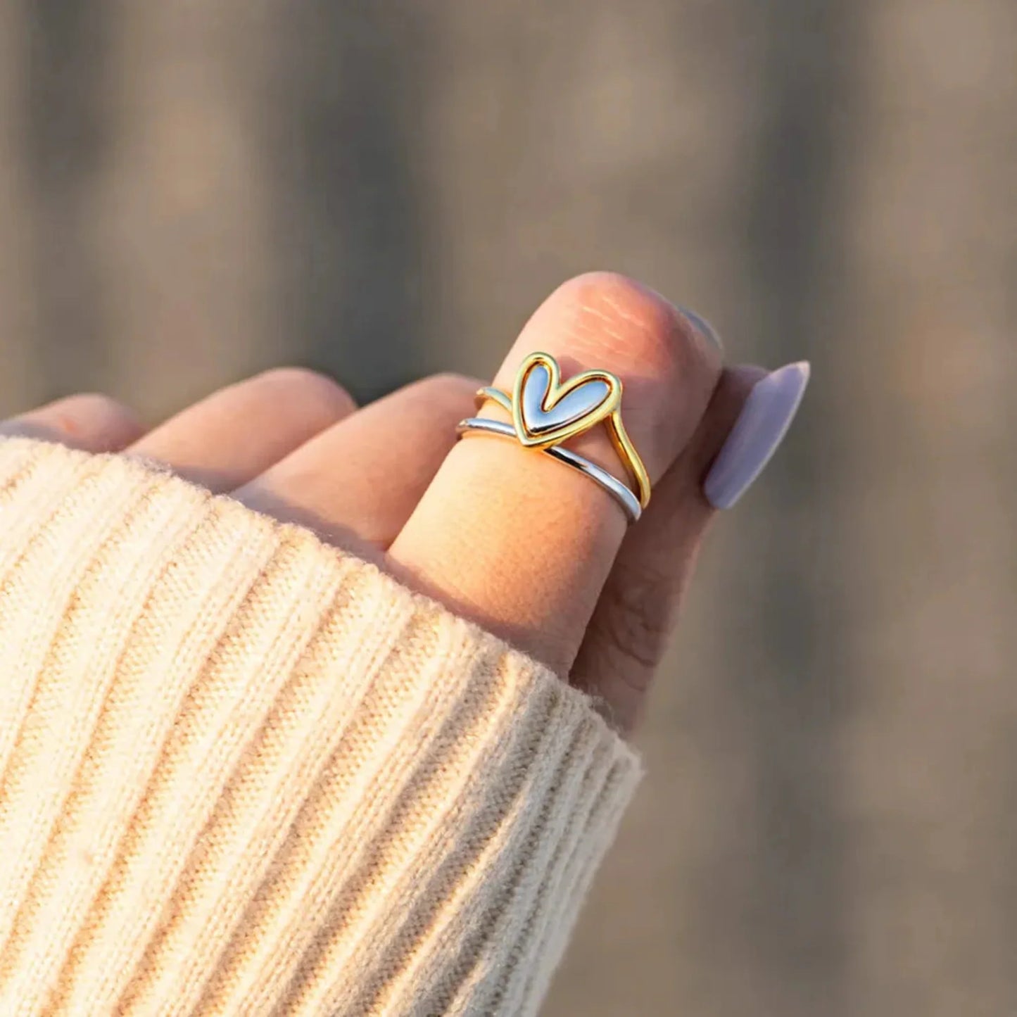 Vera Heart Ring