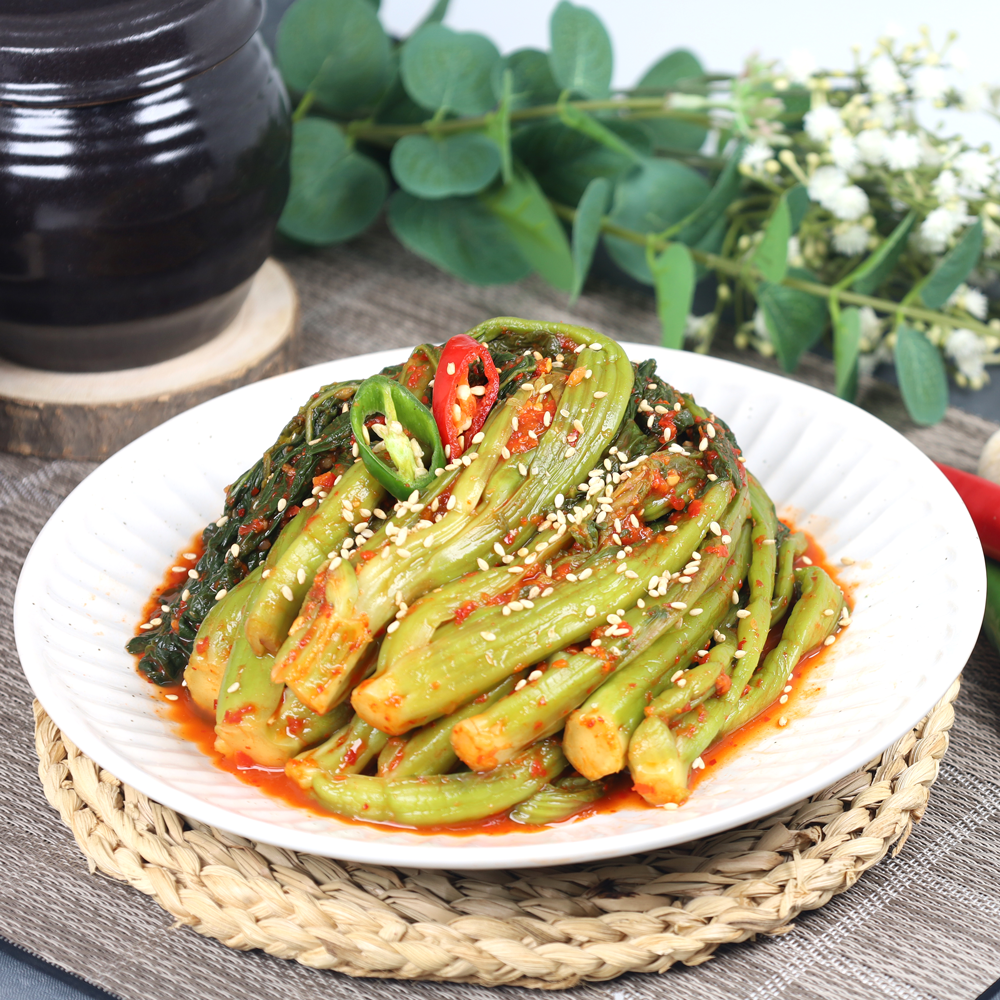 Na You Sun's Dolsan Samchae Gat Kimchi (Mustard Leaf Kimchi) - Concordia Style Boutique