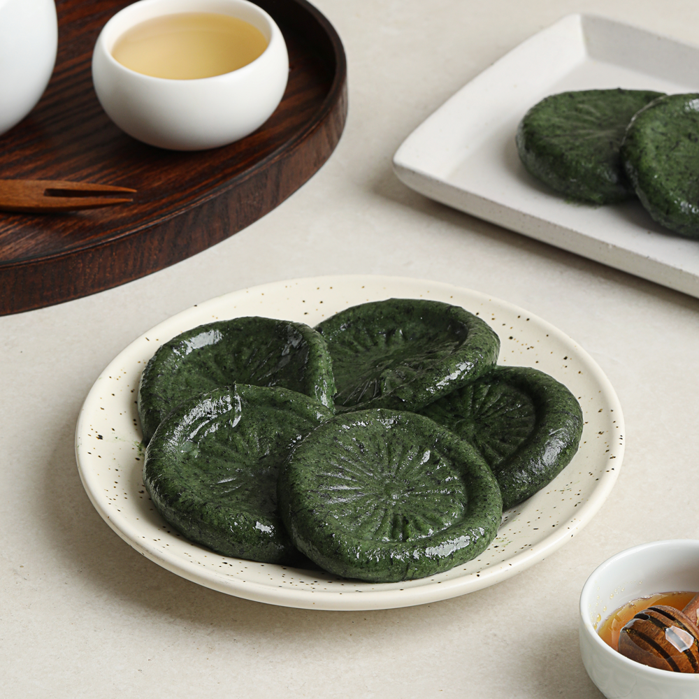 Jindo Moshi Ssuk Gaettuk (Ramie & Mugwort Rice Cake ) - Concordia Style Boutique