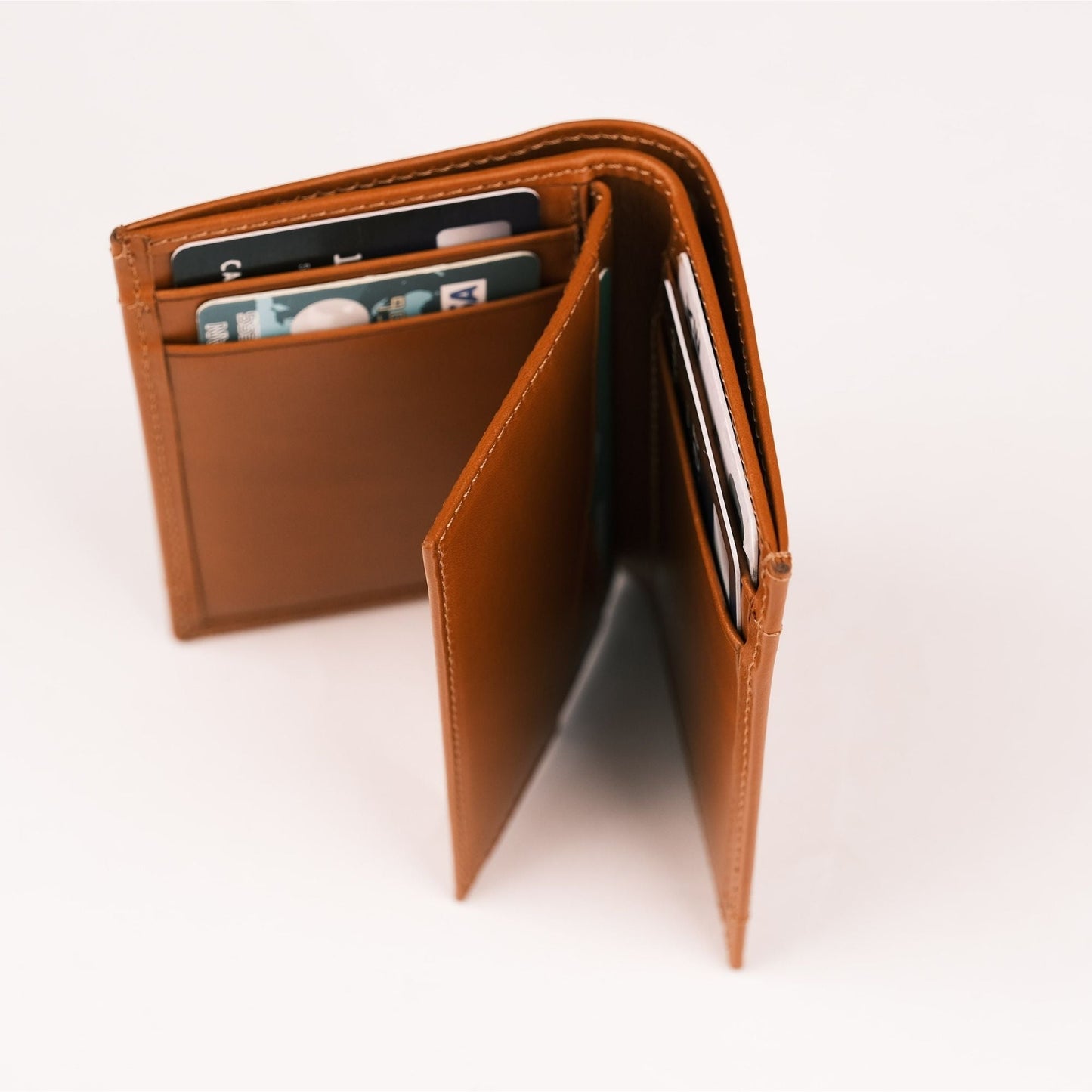 Glendo Apple AirTag Slot Leather Wallet, Handcrafted, Unisex - Concordia Style Boutique