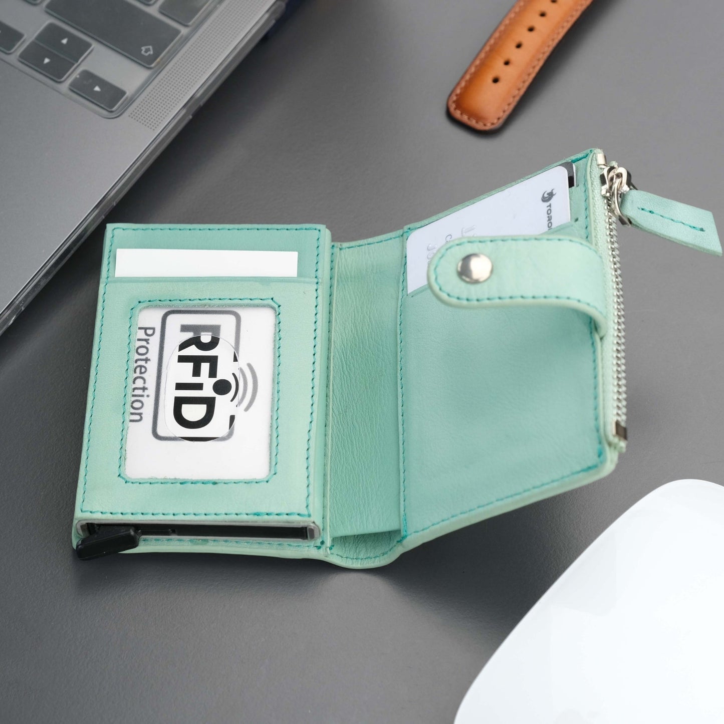 Glenrock Green Leather Pop-up Cardholder Wallet - Concordia Style Boutique