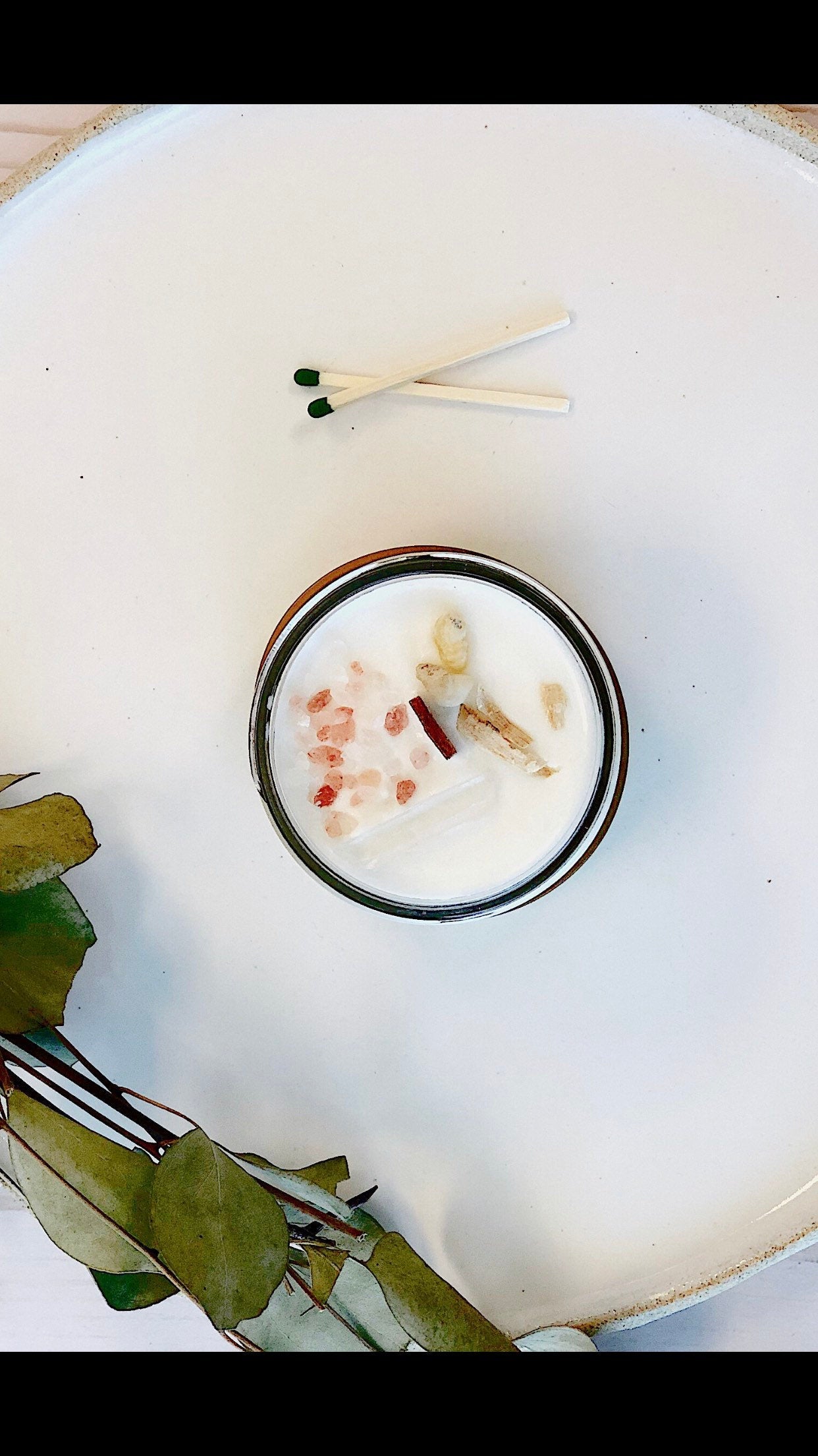 Space Clearing Candle/ Intention Candle / Organic Soy Candle / Candle with Crystals / Cleansing Candle - Concordia Style Boutique