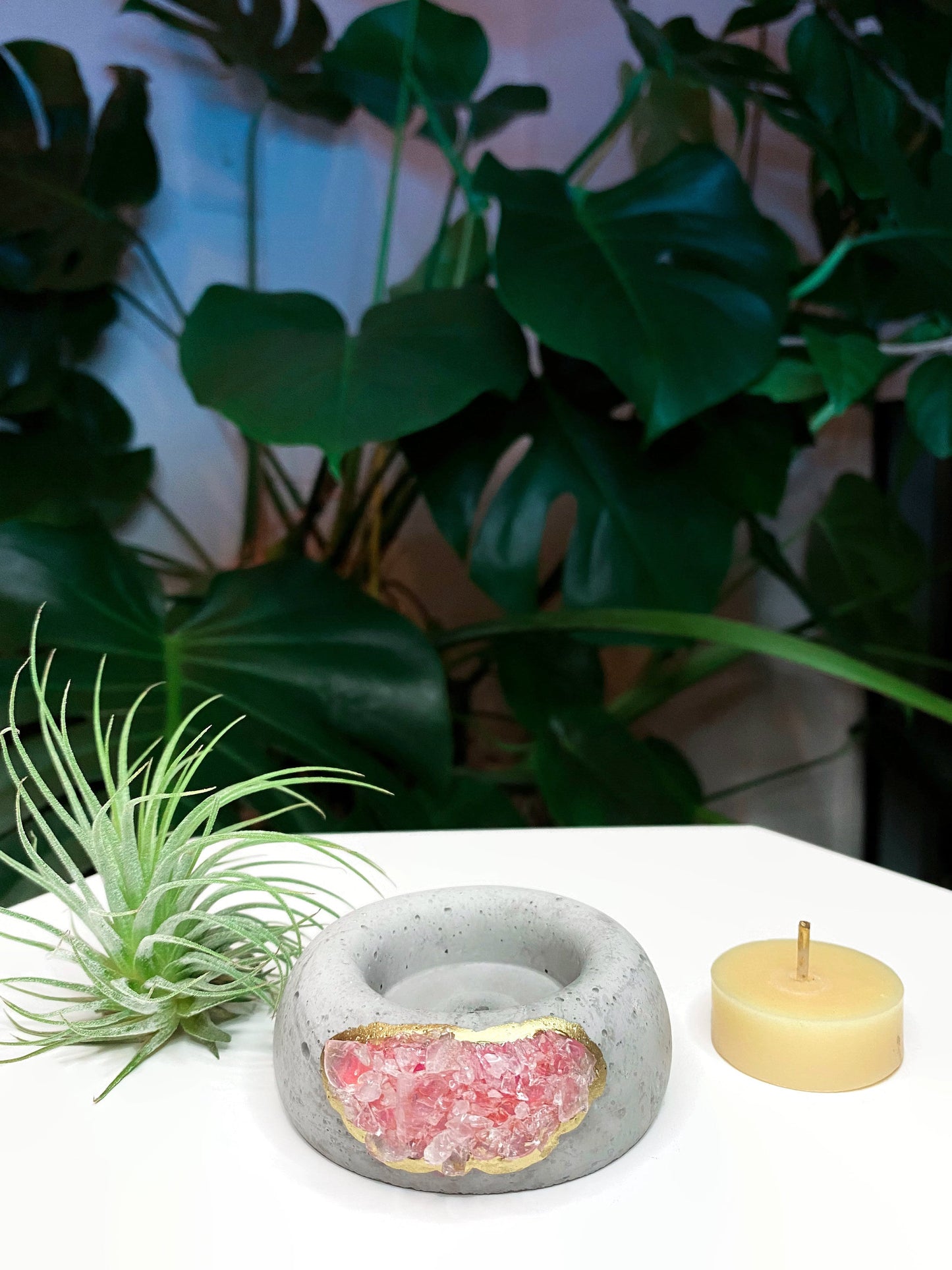 Geode Air Plant Holder -Rose Quartz Crystal Planter - Concordia Style Boutique