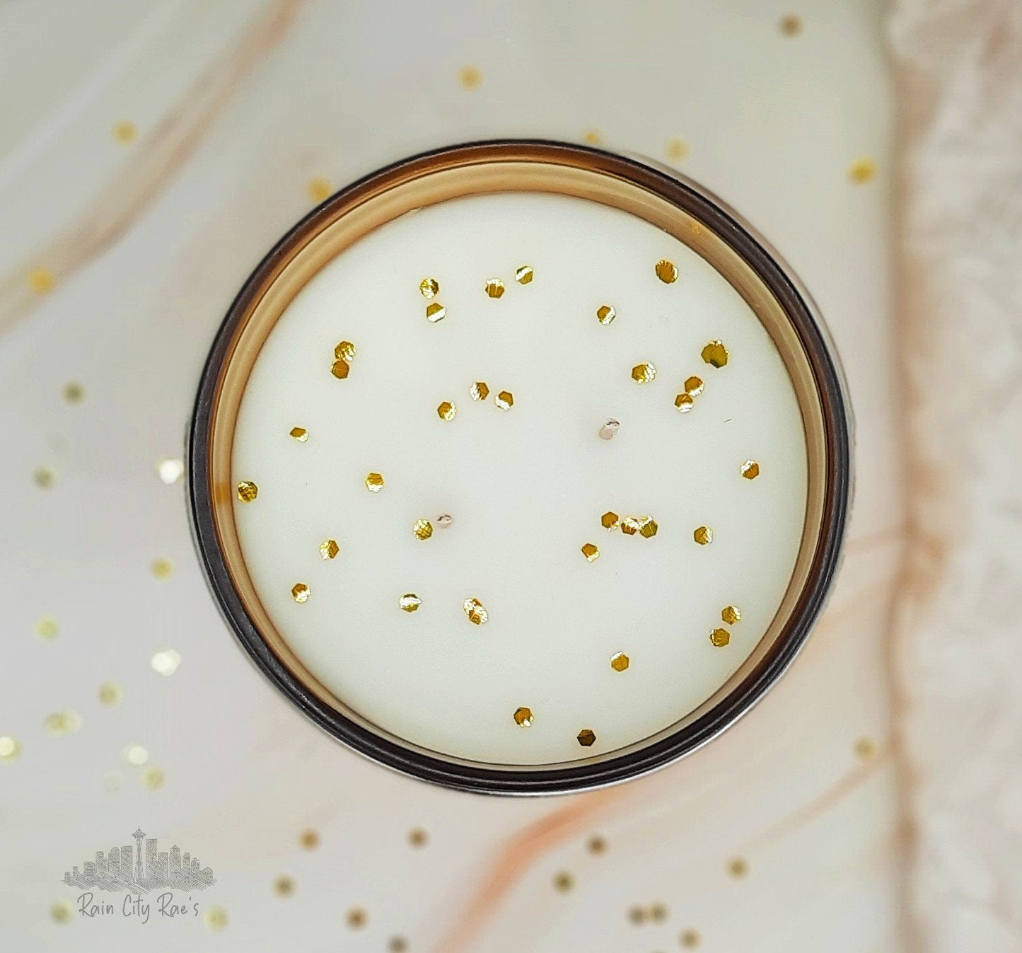Champagne Night 13 oz Luxury Candle | Metallic Gold + Glitter