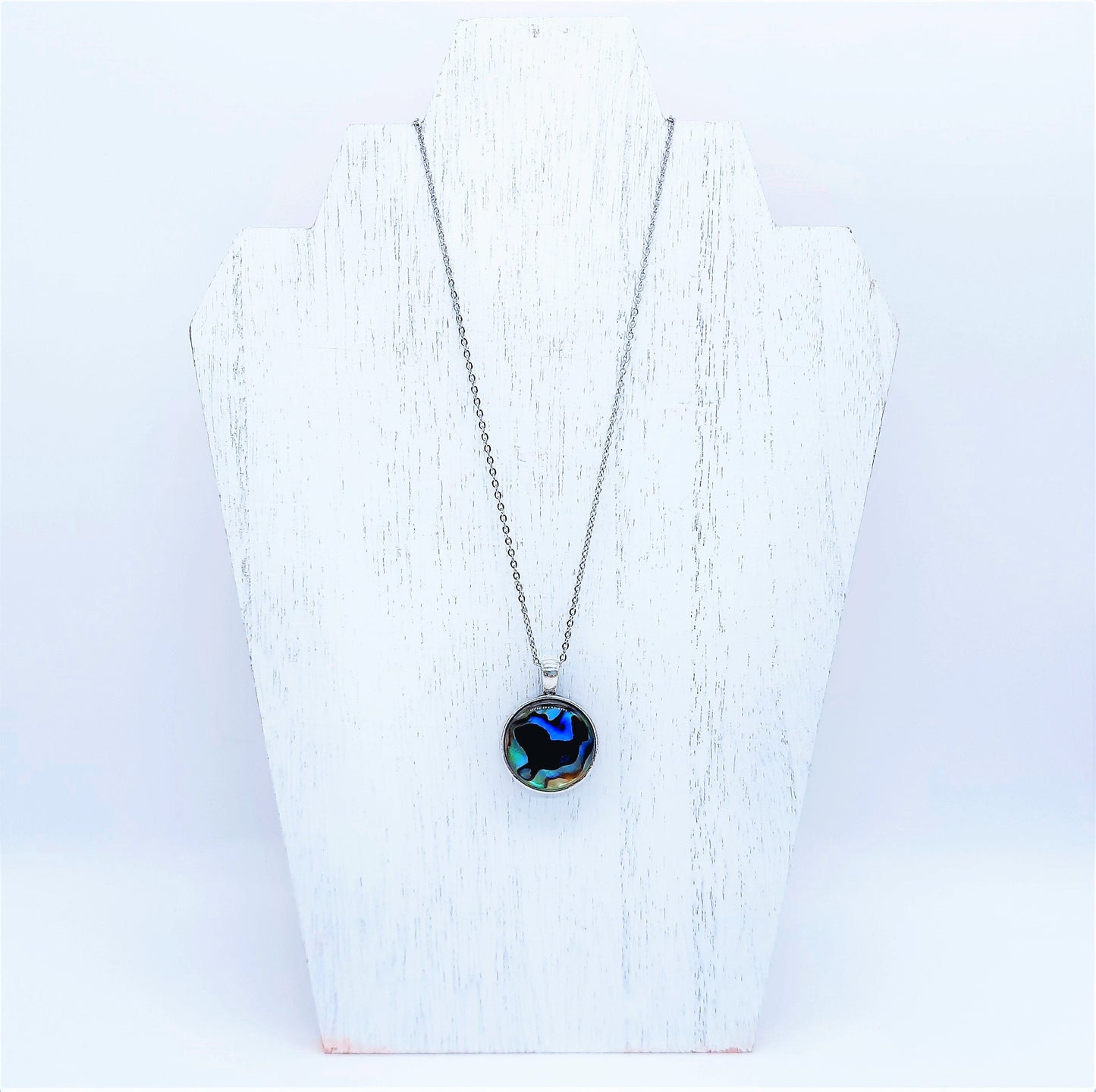 Abalone / Paua Seashell Pendant Necklace