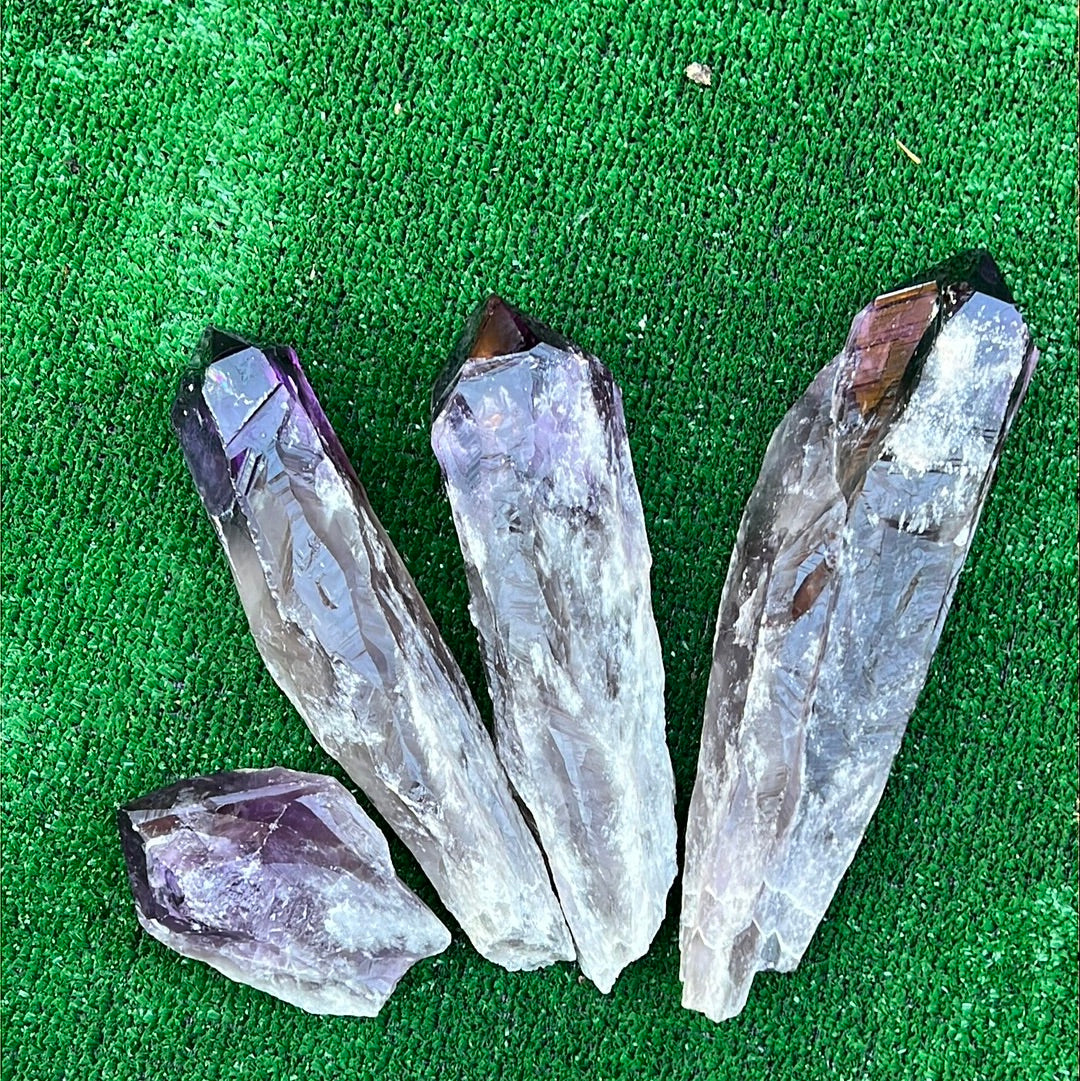 Amethyst Phantom Spectrum Point - Concordia Style Boutique