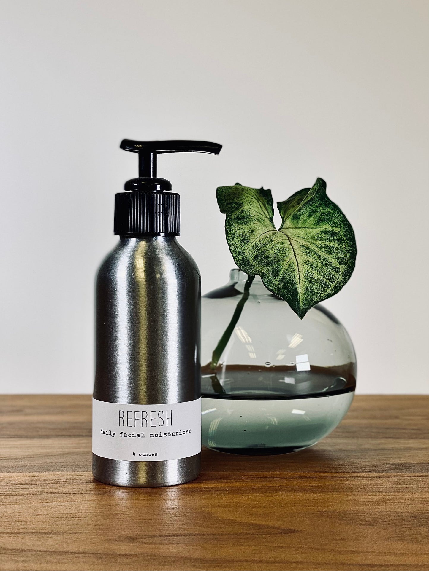 Refresh - Daily Facial Moisturizer - Aluminum - Concordia Style Boutique