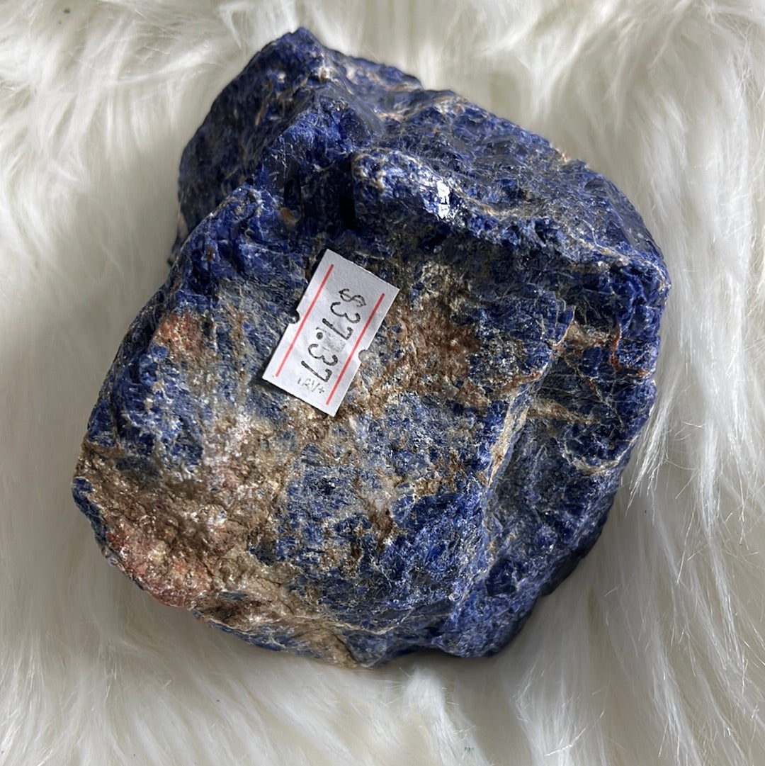 Jumbo Sunset Sodalite - Raw healing stone - Concordia Style Boutique