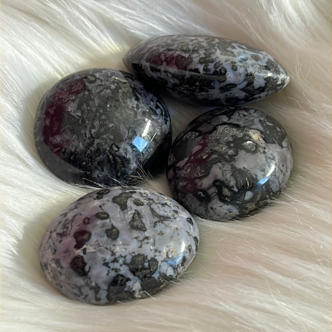 Indigo Gabbro Heart shape & Tumble stone - Concordia Style Boutique