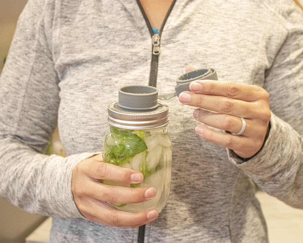Silicone Chug Leak Resistant Lids for Regular Mouth Mason Jars - Concordia Style Boutique