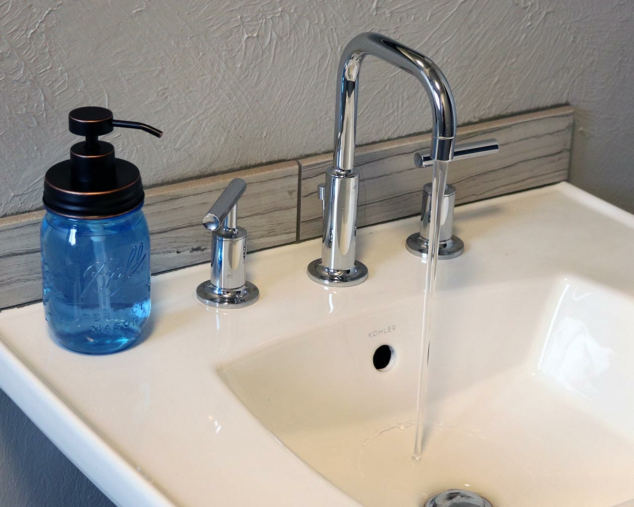 Oil Rubbed Bronze Soap Pump Lid Kit for Regular Mouth Mason Jars - Concordia Style Boutique