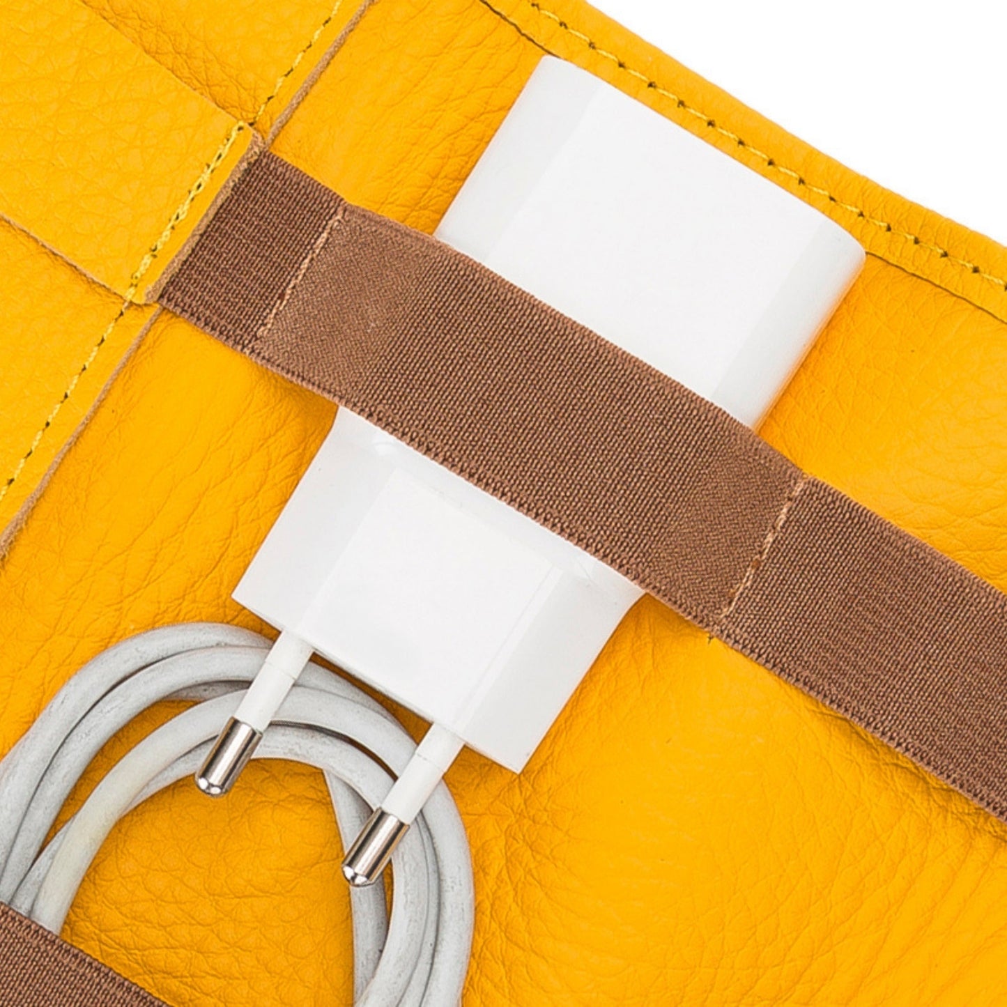 Salida Travel Pouch and Premium Leather Cable Organizer - Concordia Style Boutique