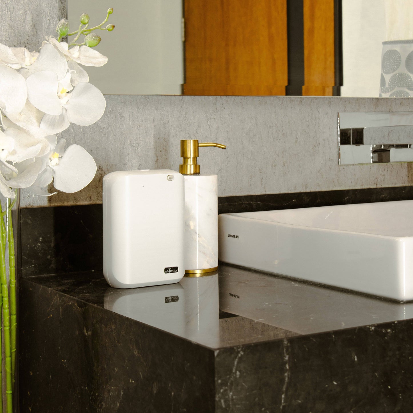 ARO X25 - Bluetooth Smart Scent Diffuser up to 1,000 Sqft. - Concordia Style Boutique