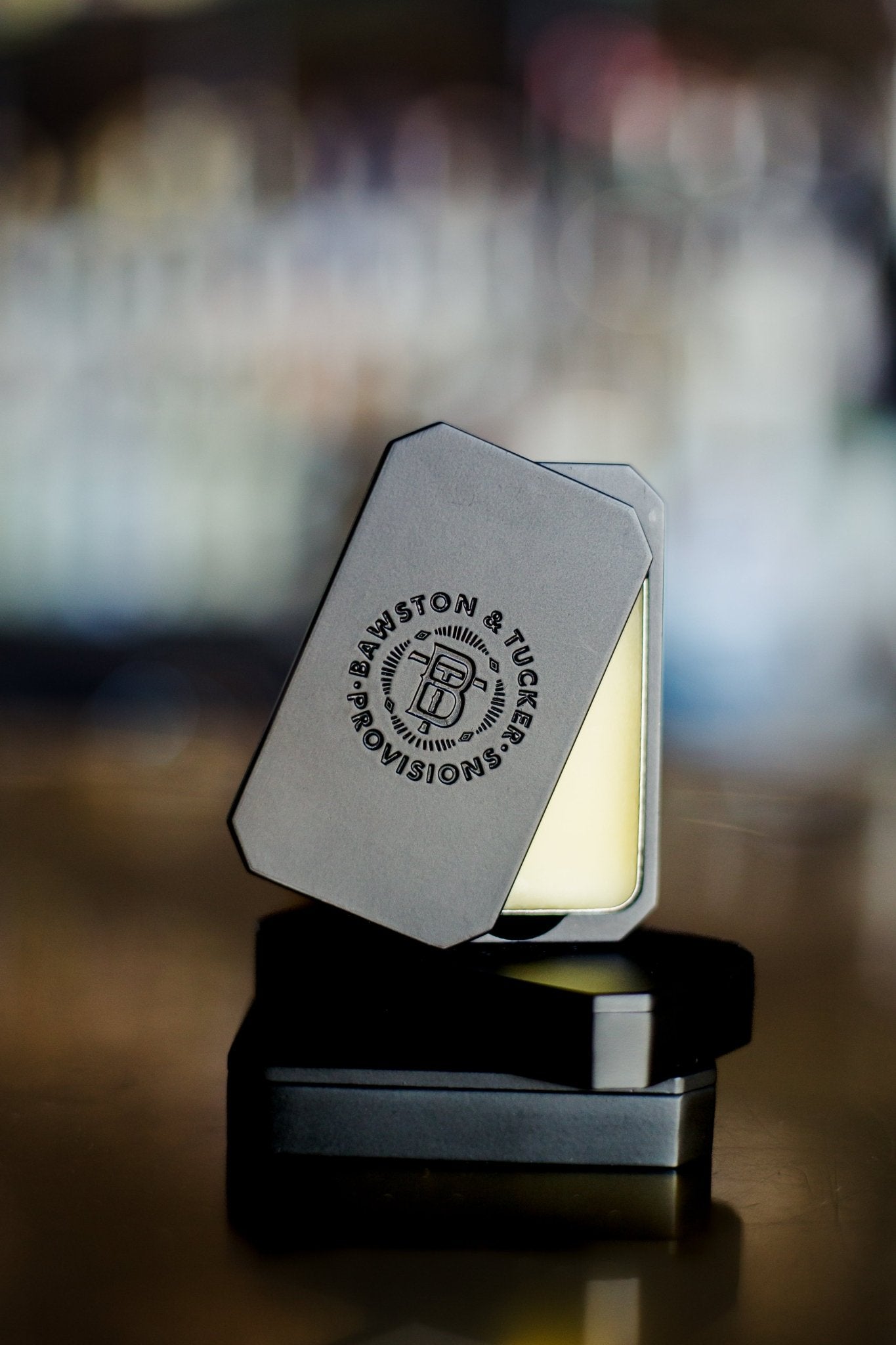 Solid Cologne - Moonlit - 0.35 oz Liner + Vessel