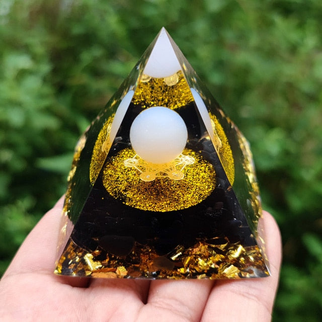 Energy Generator Orgone Pyramid Amethyst Peridot Healing Natural Crystal - Concordia Style Boutique