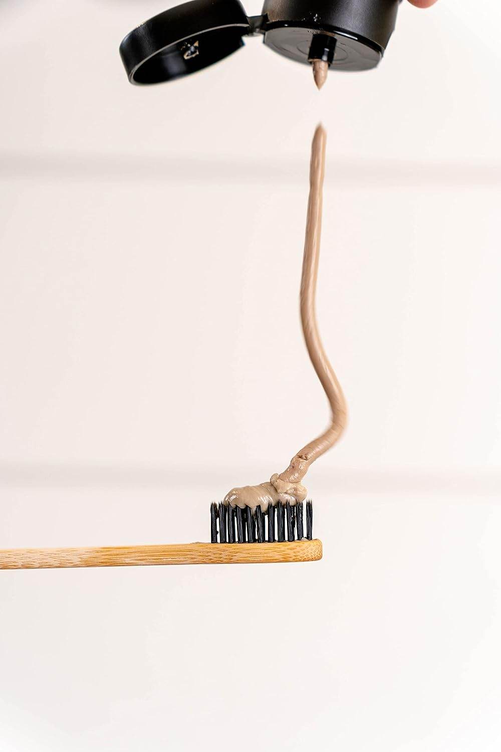 Redmond Earthpaste with Silver - Natural Non-Fluoride Toothpaste, 4 Ounce Tube (Peppermint) - Concordia Style Boutique