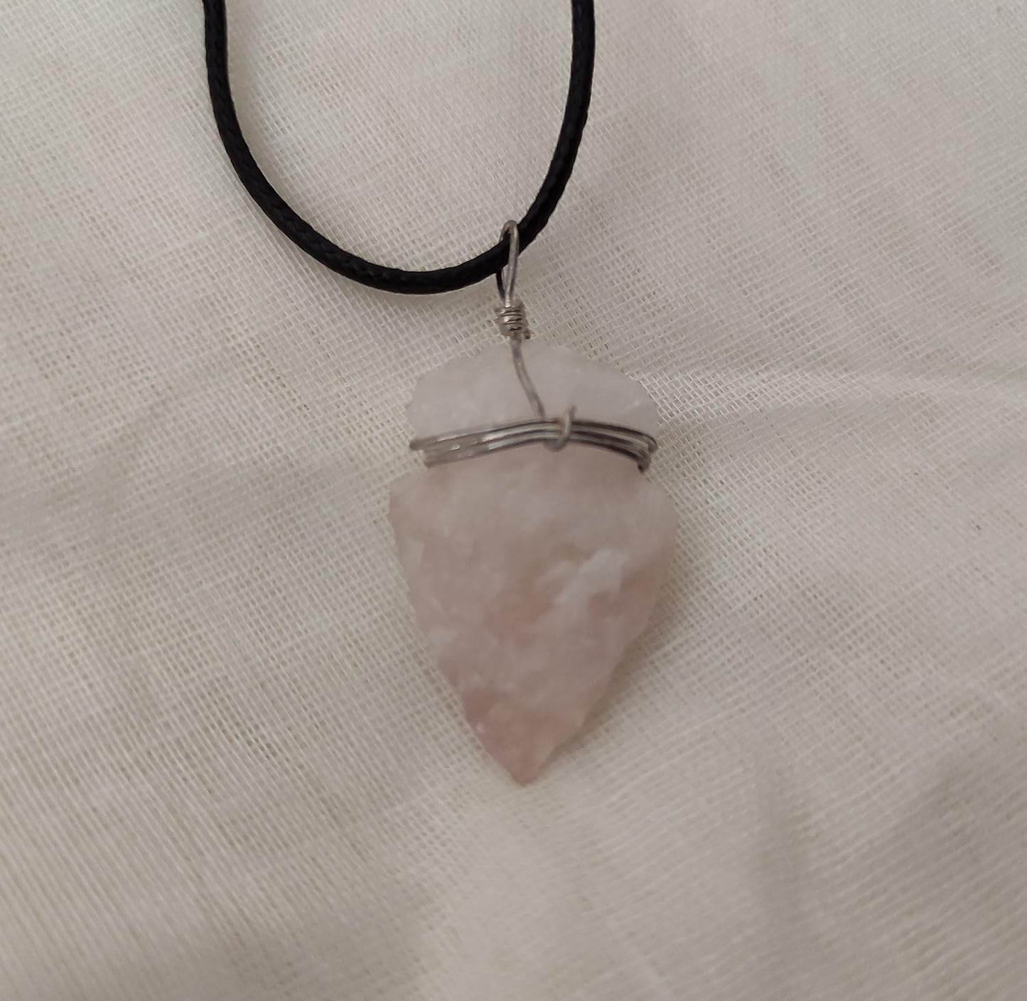 Crystal Arrowhead Pendant Necklace Reiki Healing for Yoga Meditation Healing Gemstone Lockets - Concordia Style Boutique
