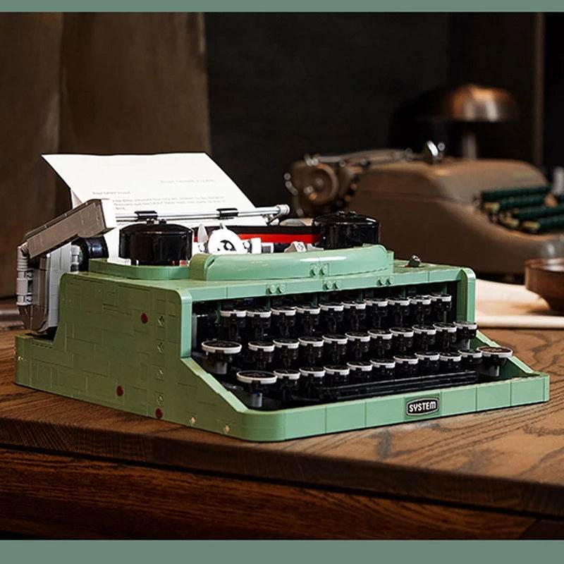 Retro Typewriter - Concordia Style Boutique